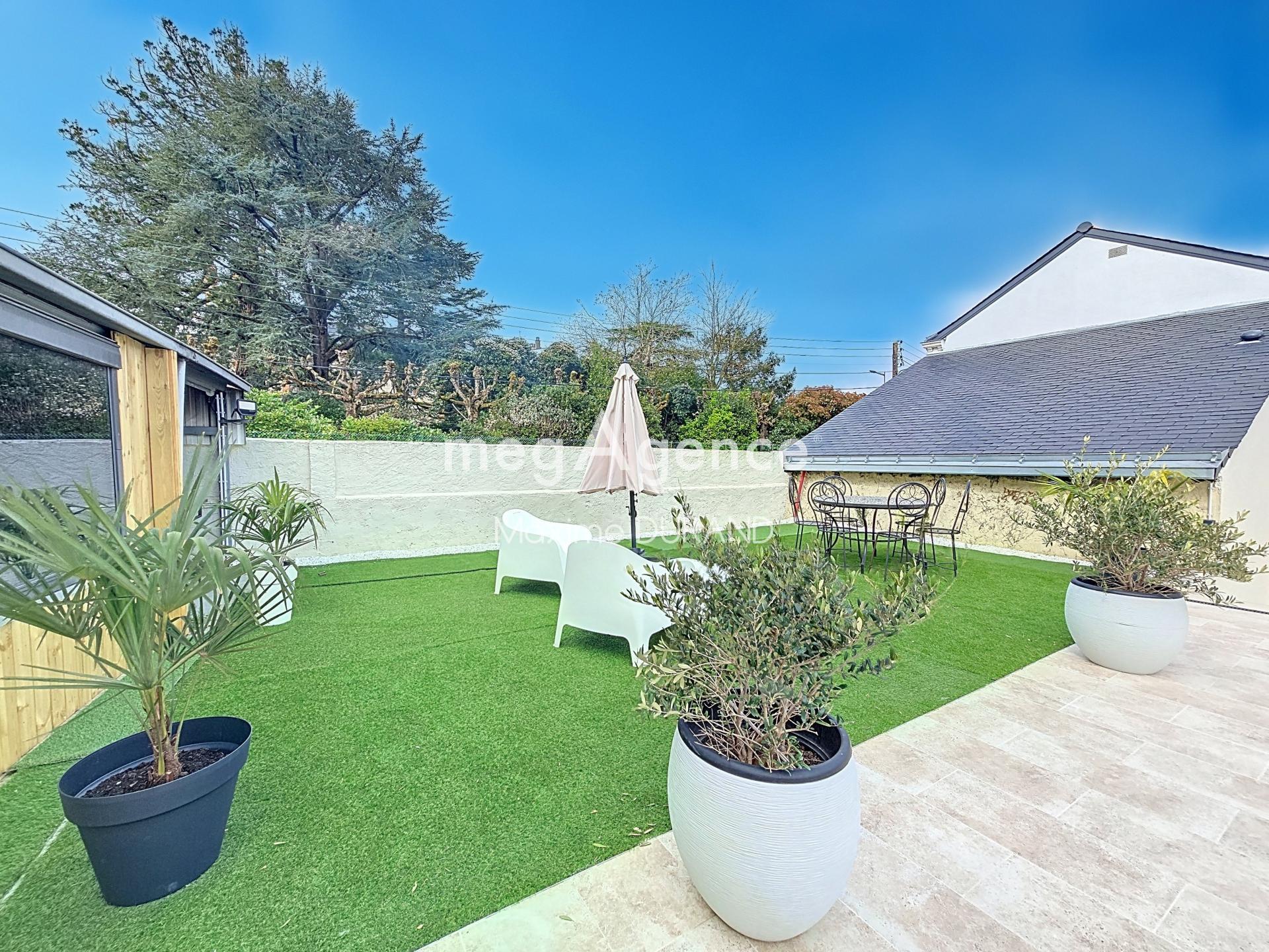 Miniature photo - 20 / 20