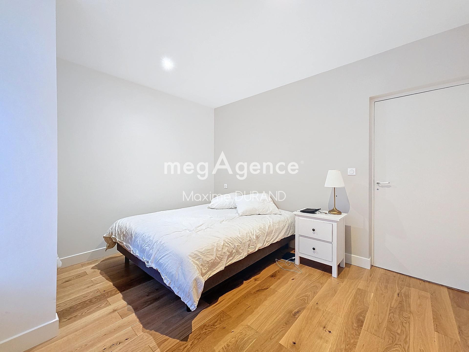 Miniature photo - 15 / 20