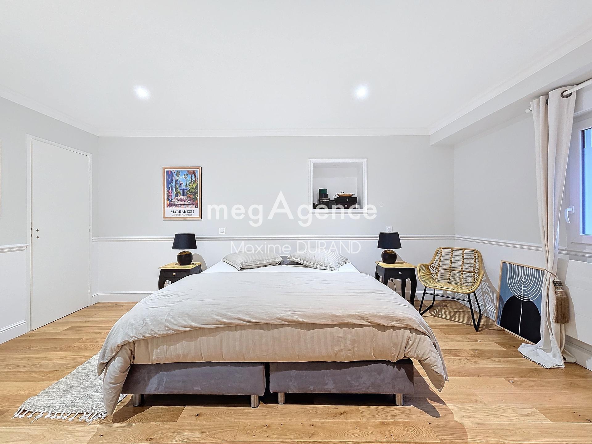 Miniature photo - 10 / 20