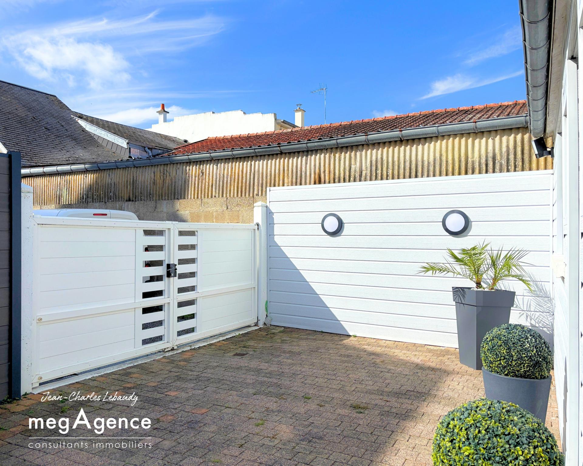 Miniature photo - 12 / 12