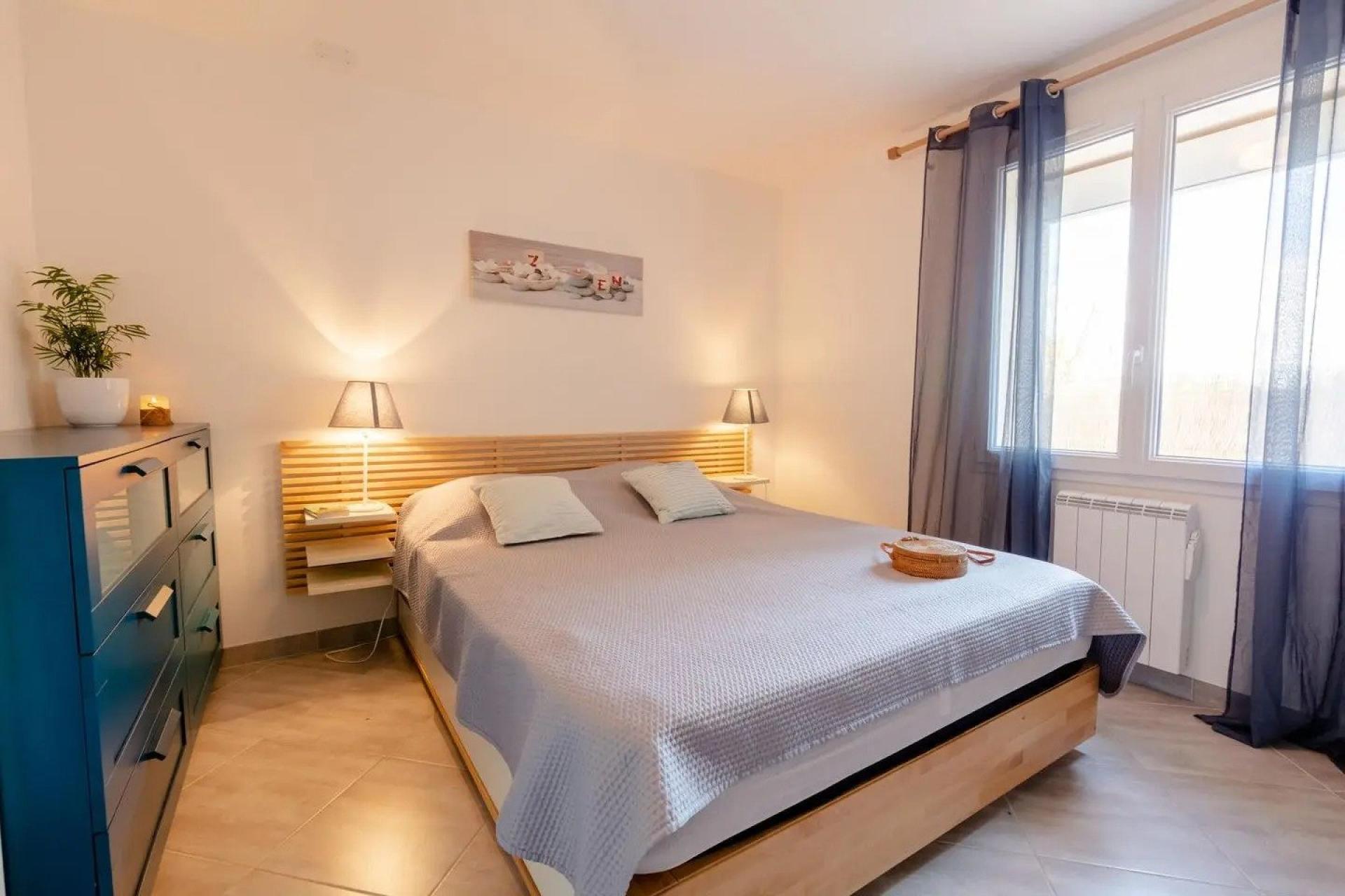 Miniature photo - 6 / 12