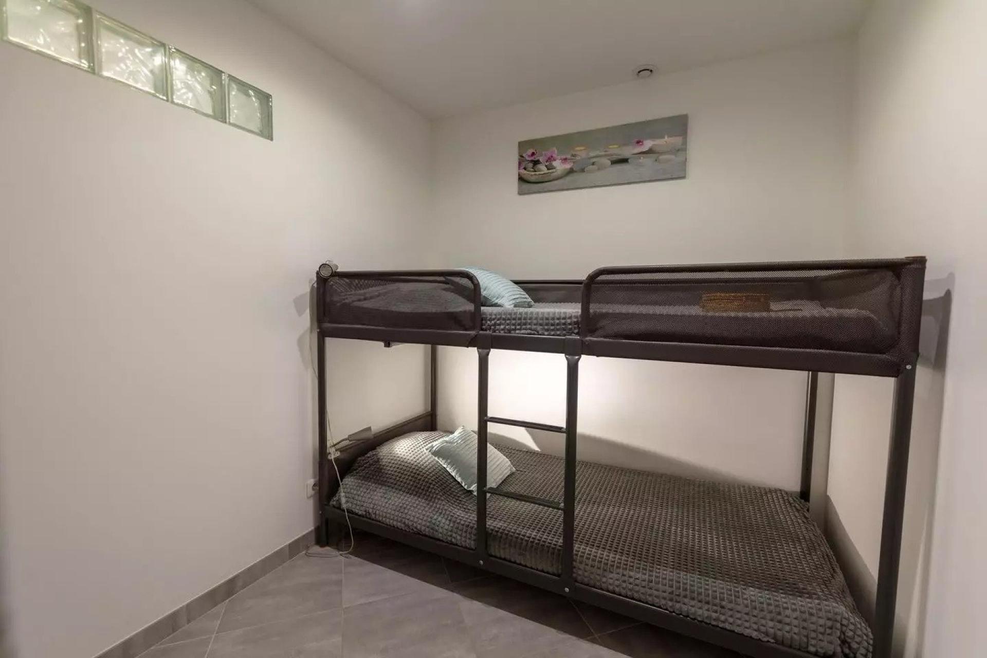 Miniature photo - 8 / 12