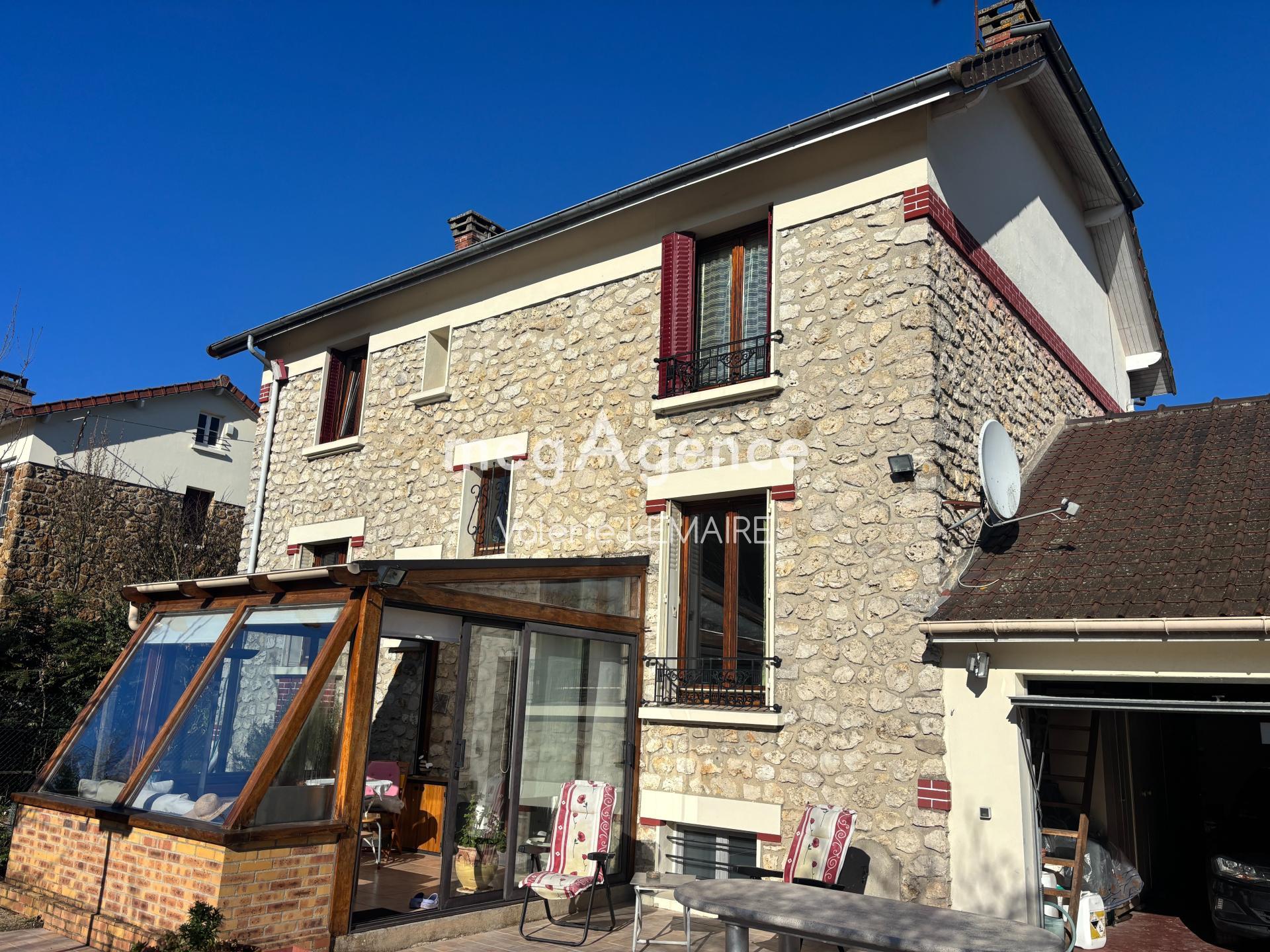 Miniature photo - 2 / 17