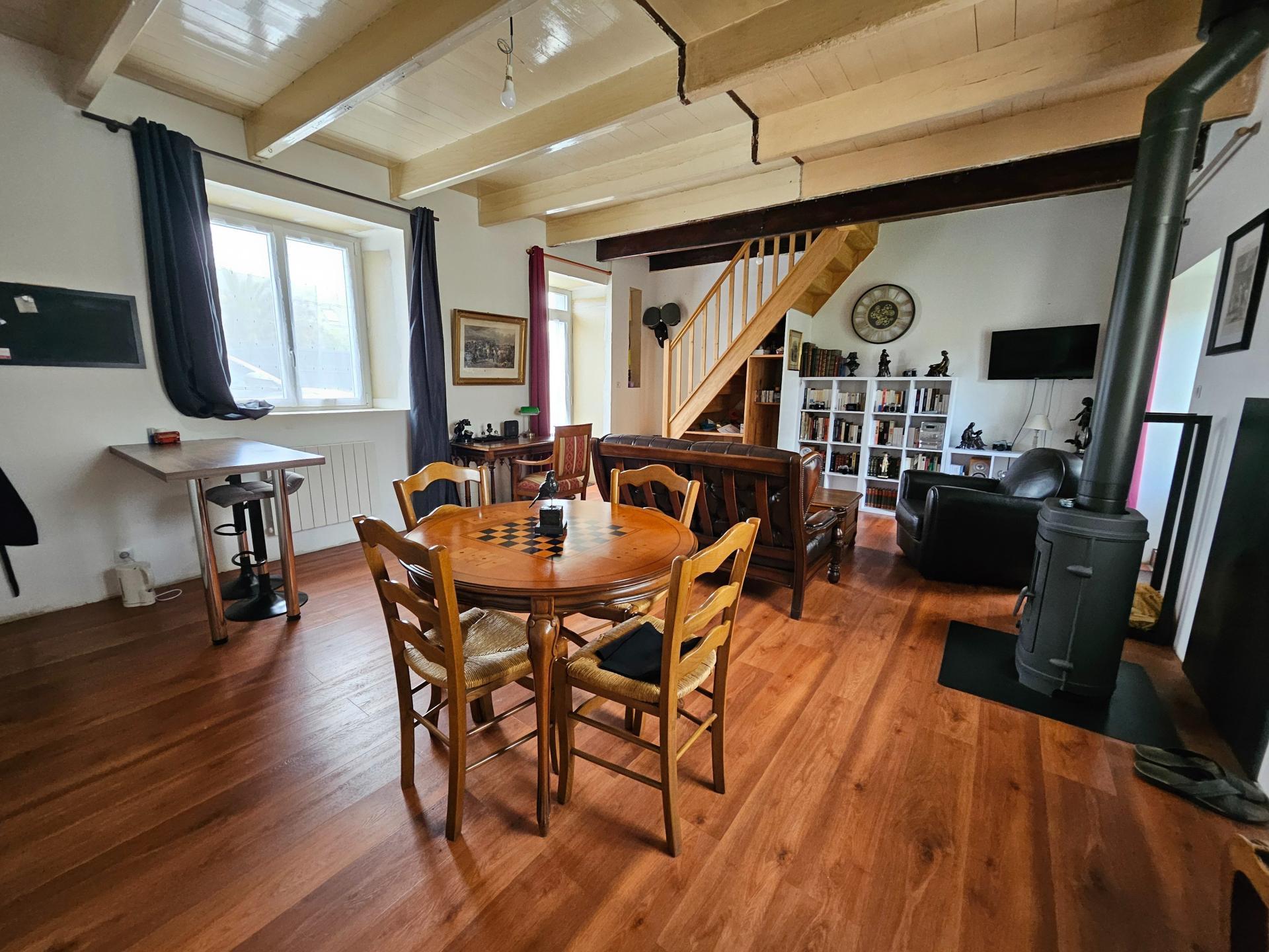 Miniature photo - 2 / 8