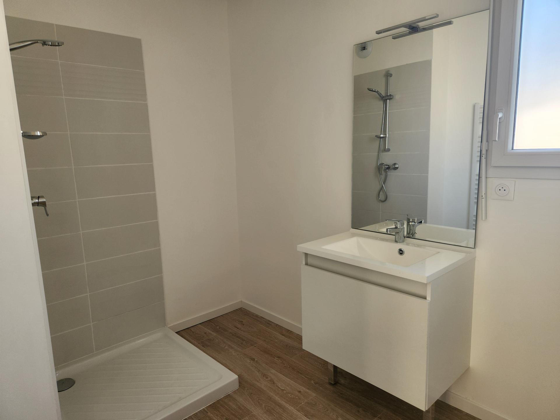 Miniature photo - 9 / 12