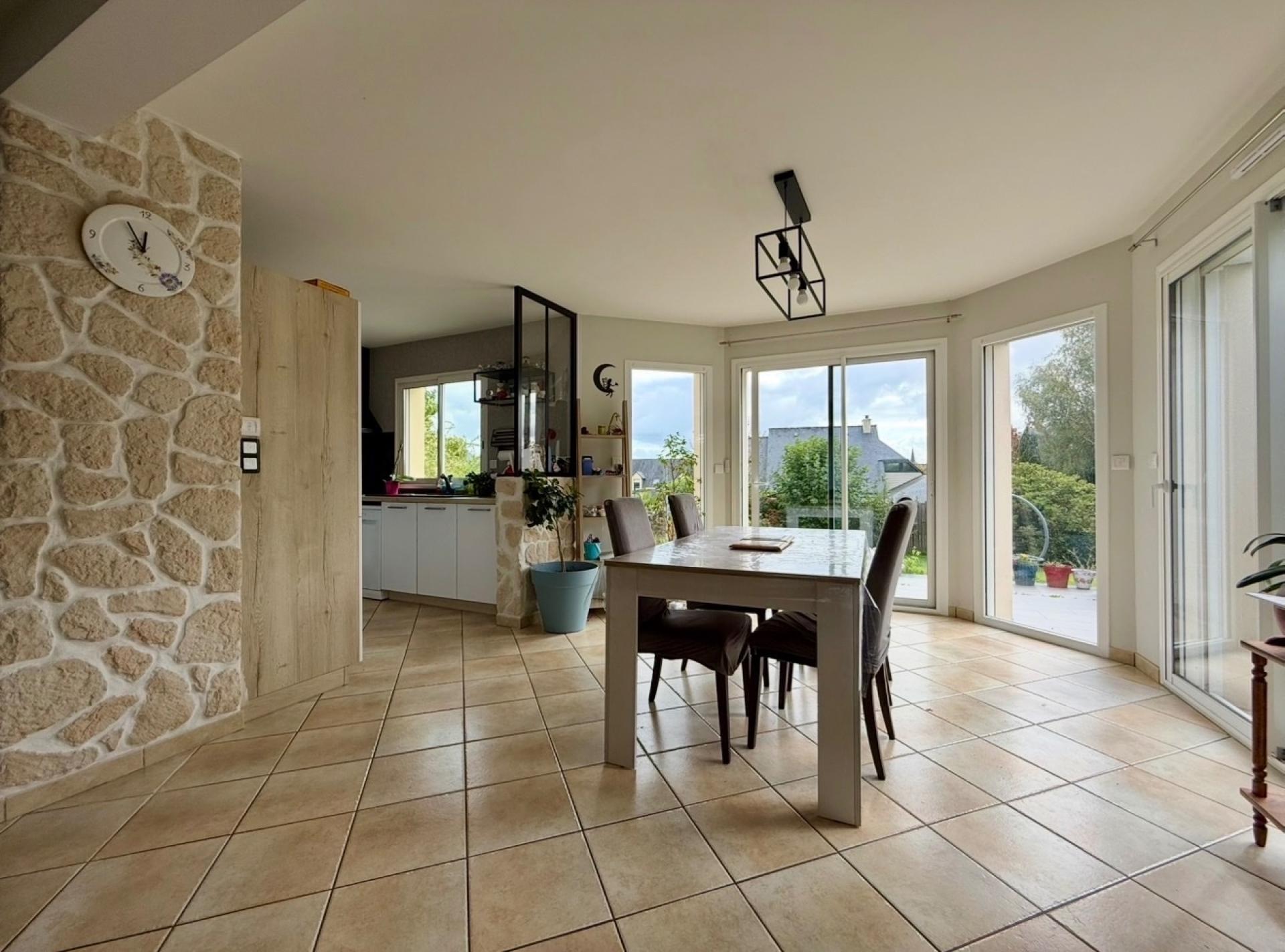 Miniature photo - 2 / 12