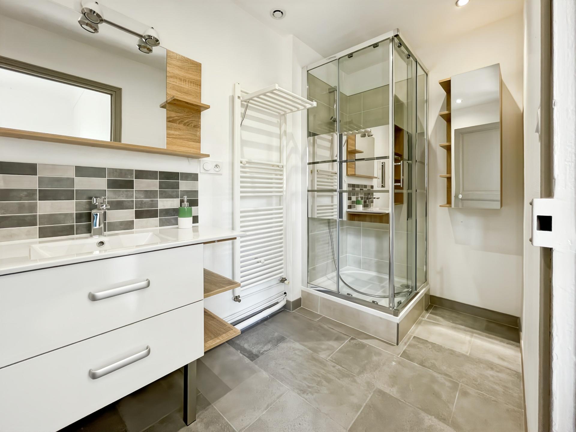 Miniature photo - 7 / 8