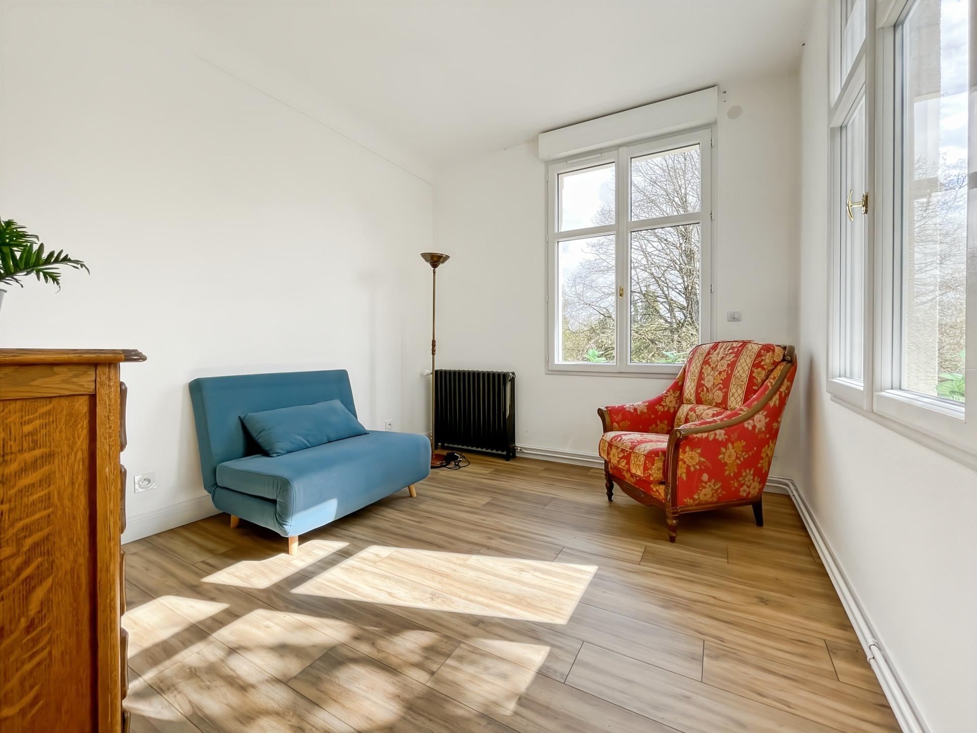 Miniature photo - 4 / 8