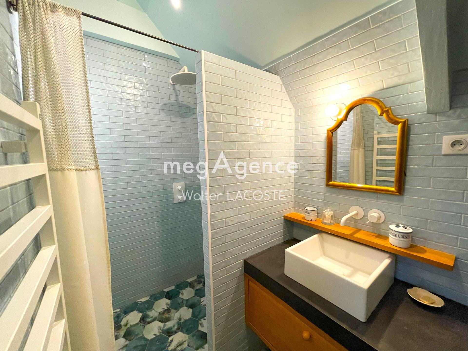 Miniature photo - 12 / 16