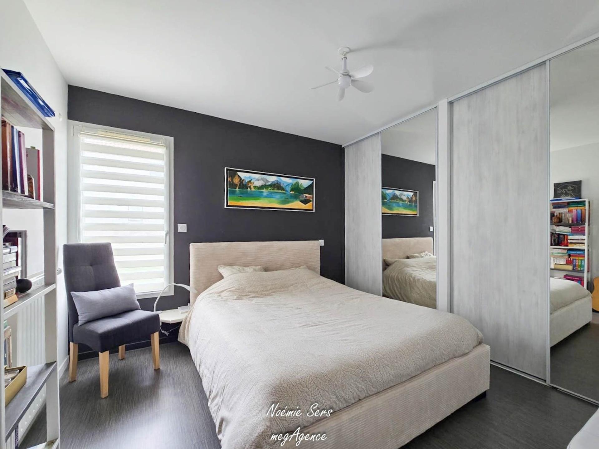 Miniature photo - 5 / 10