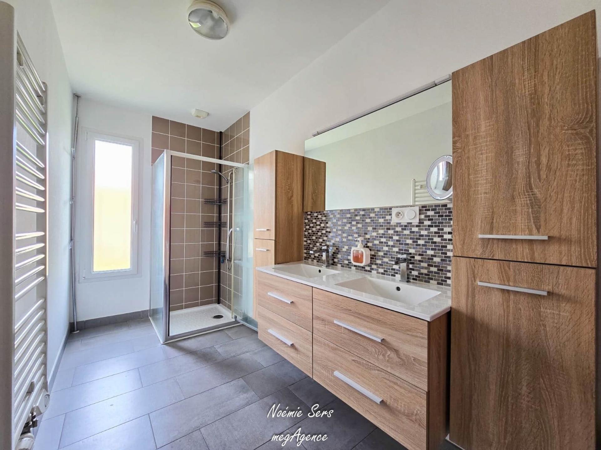 Miniature photo - 7 / 10