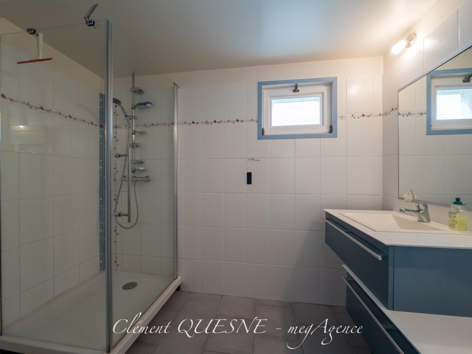 Miniature photo - 15 / 16