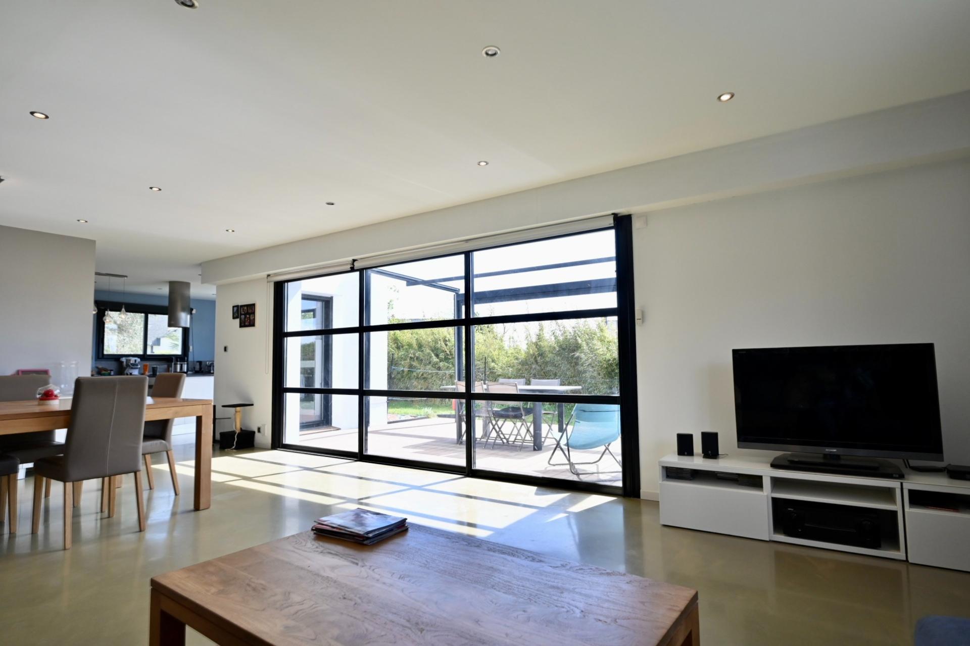 Miniature photo - 3 / 10