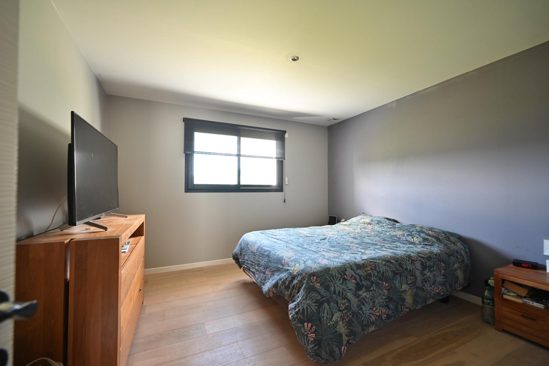 Miniature photo - 9 / 10