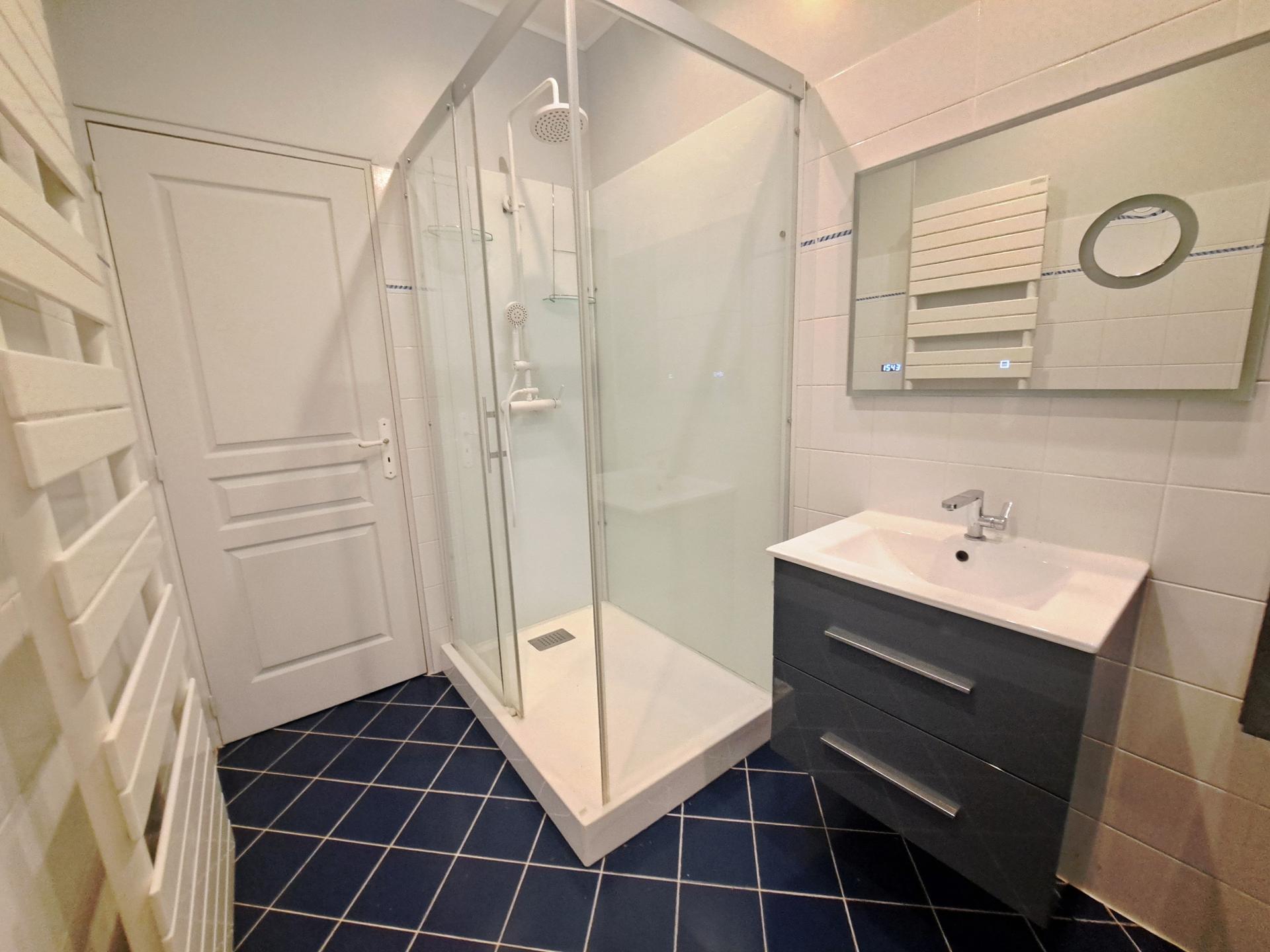 Miniature photo - 9 / 15