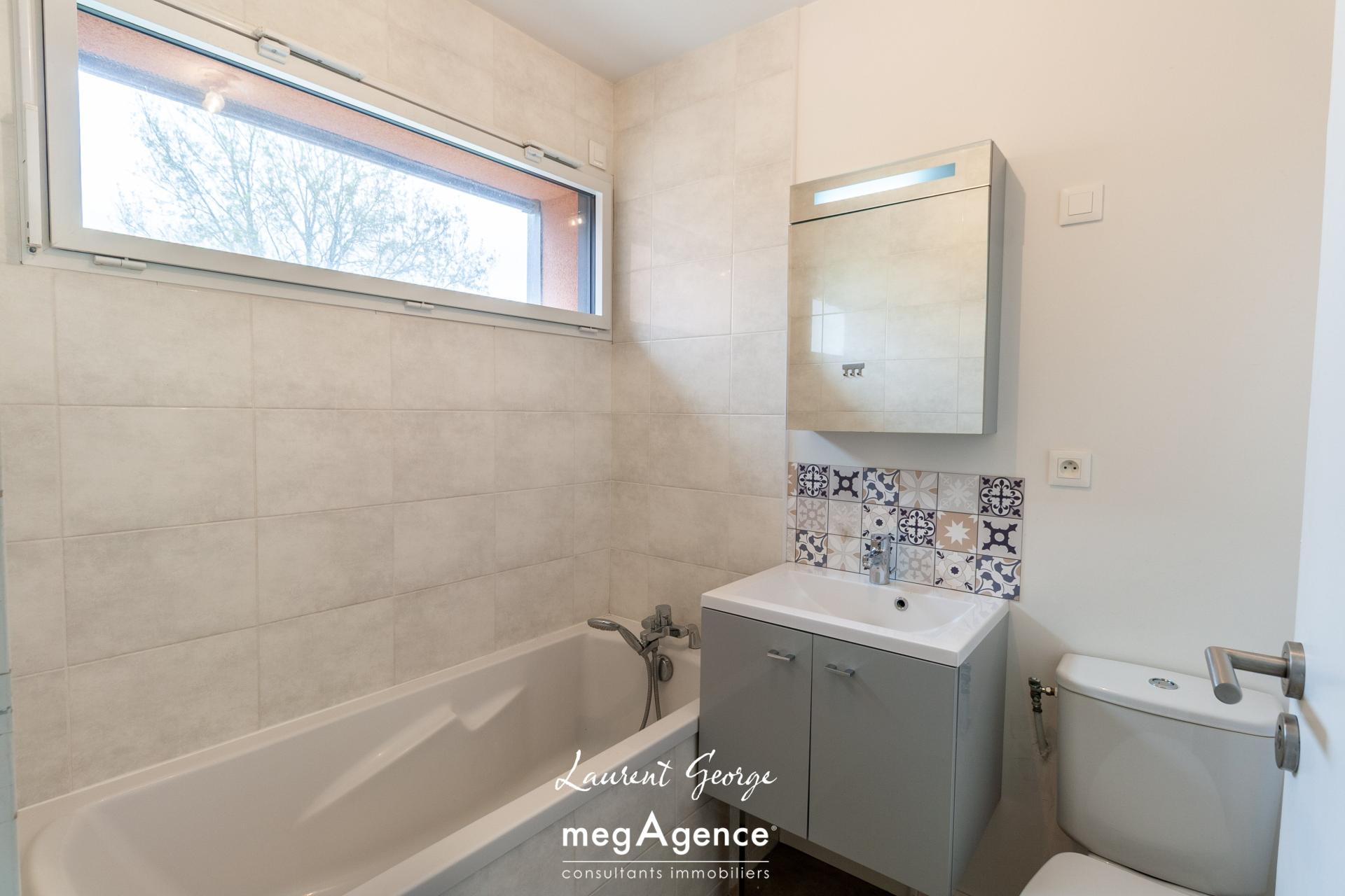 Miniature photo - 5 / 10