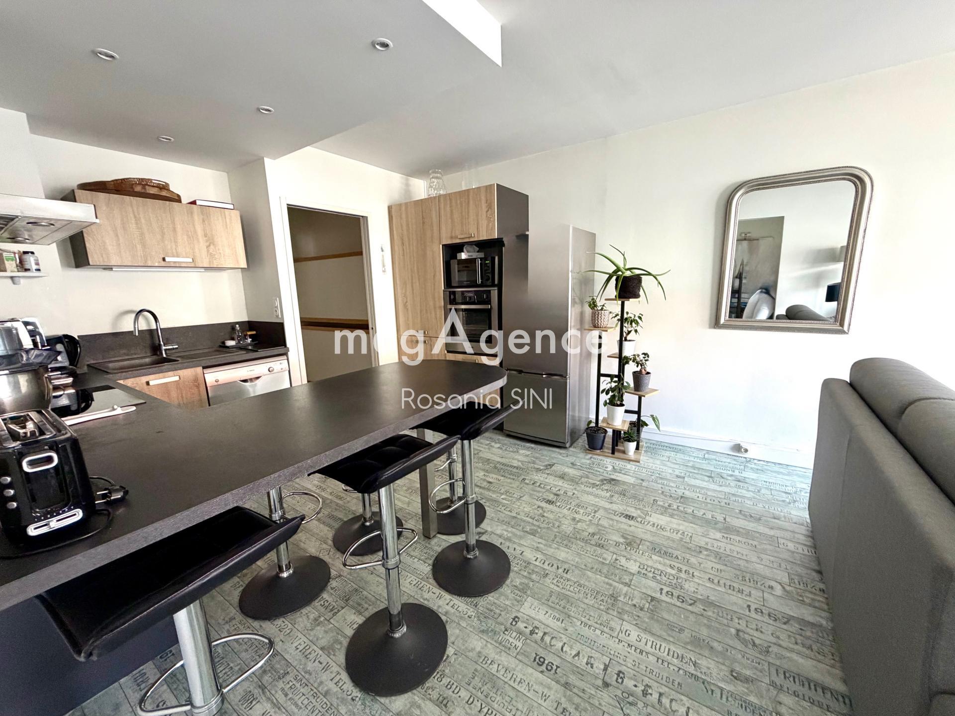 Miniature photo - 2 / 12