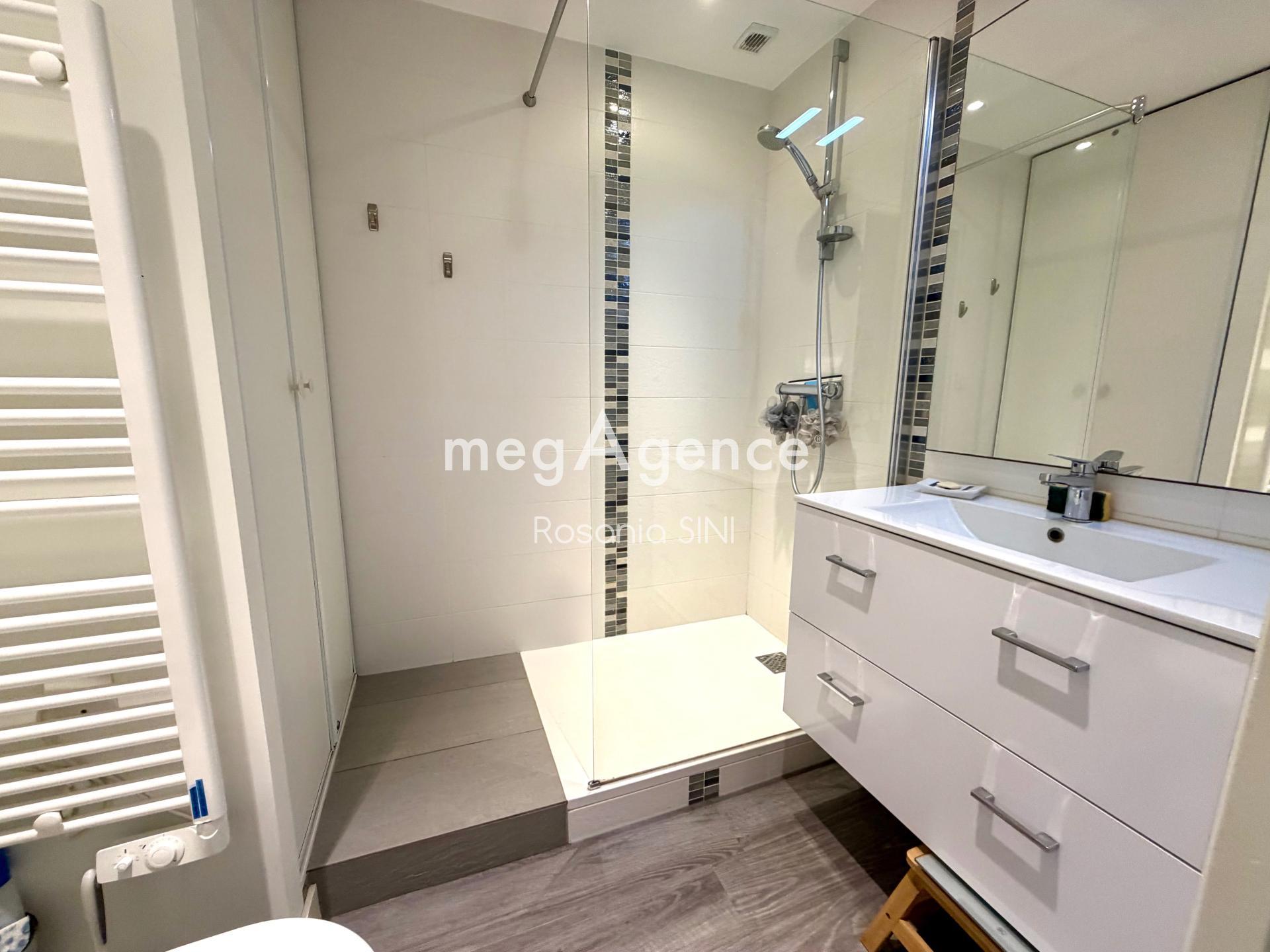 Miniature photo - 6 / 12