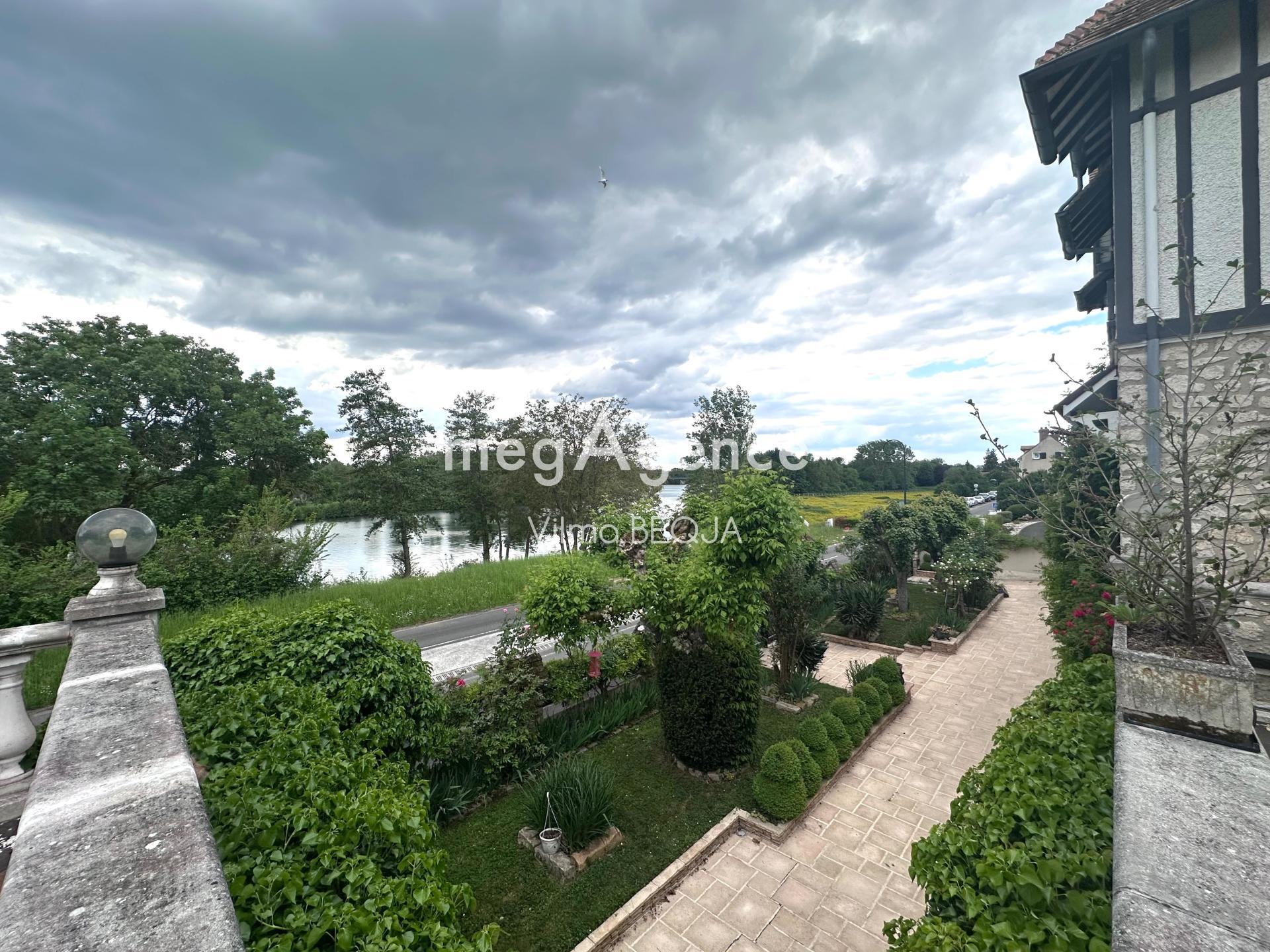 Miniature photo - 15 / 20