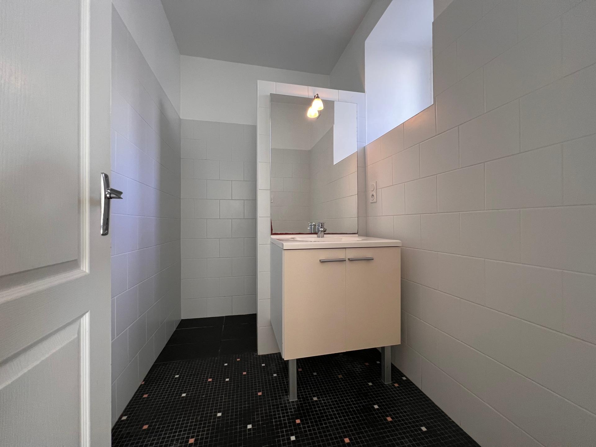 Miniature photo - 7 / 18