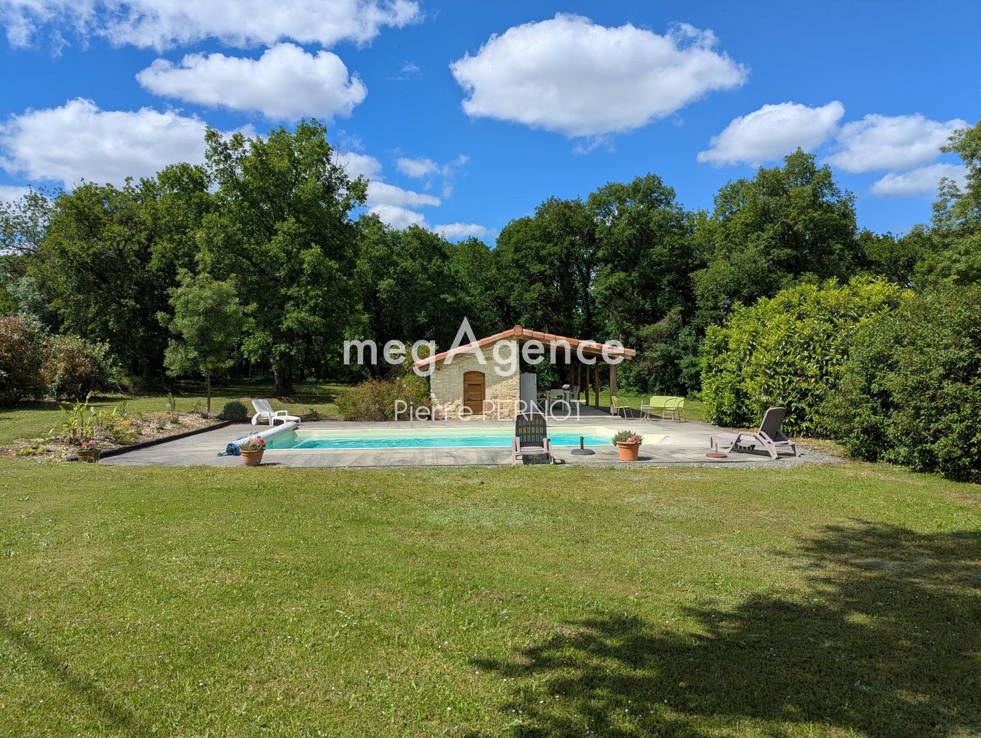 Gîte en Pierre sur Parc de 2,6 hectares