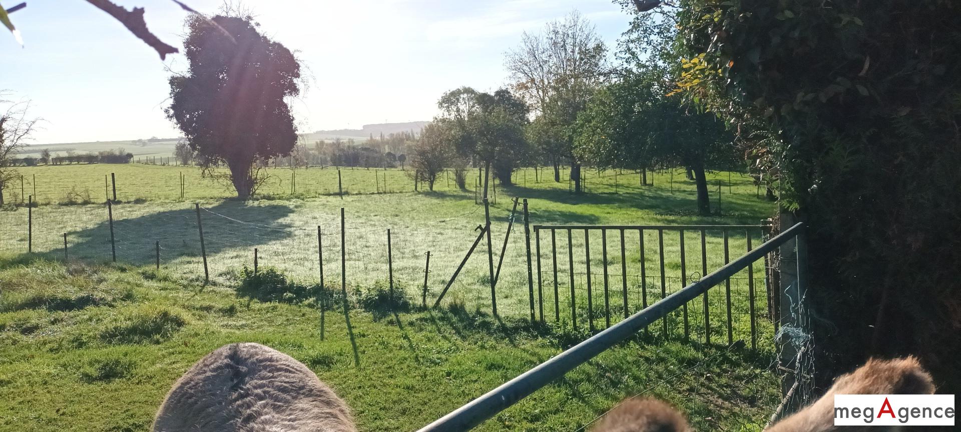 Terrain 1251 m² · à Oisemont · 1 251 m² · 57 000 €