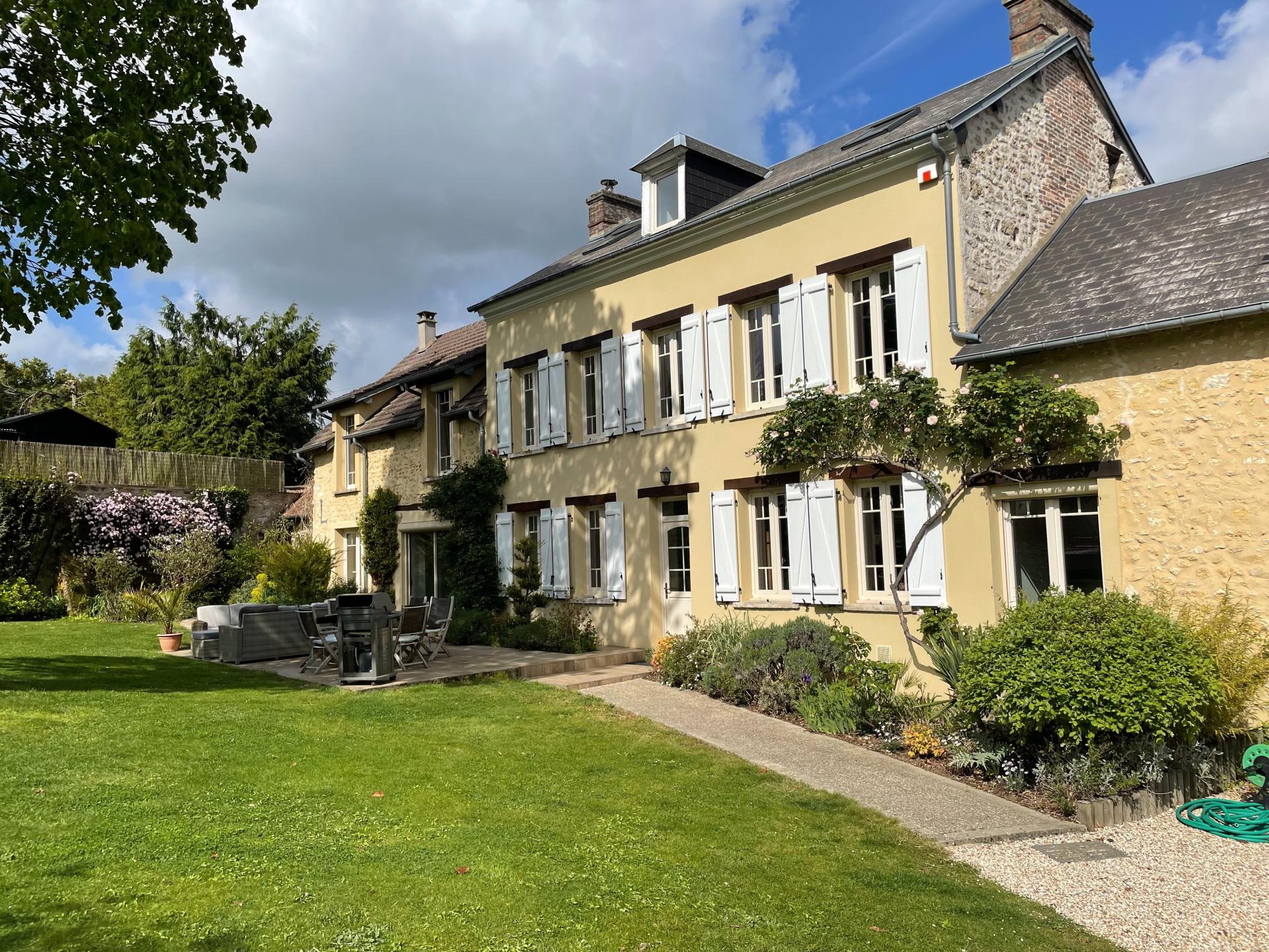 Maison 8 pièces 237 m² · à Vernon · 237 m² · 745 000 €