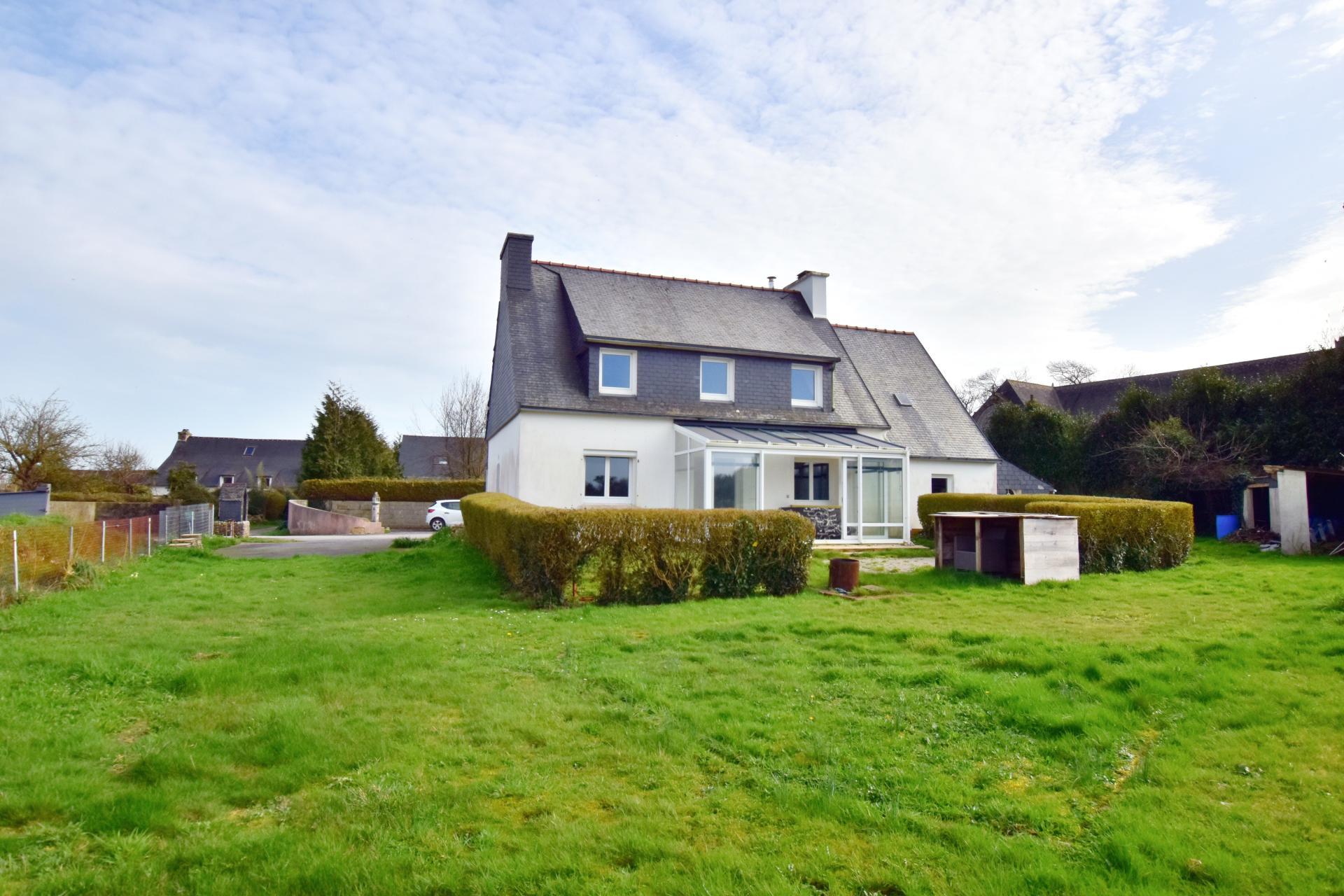 Maison 7 pièces 130 m² · à Quemeneven · 130 m² · 248 500 €