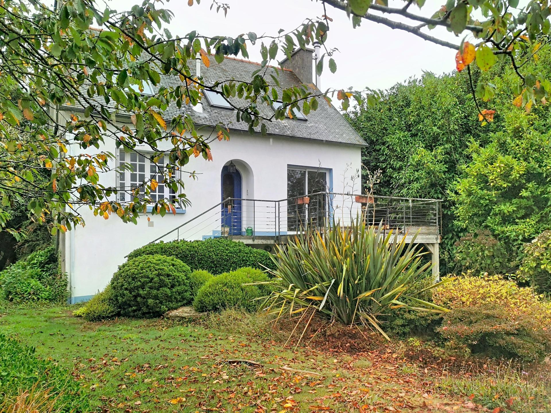 Maison 5 pièces 100 m² · à Cast · 100 m² · 169 500 €