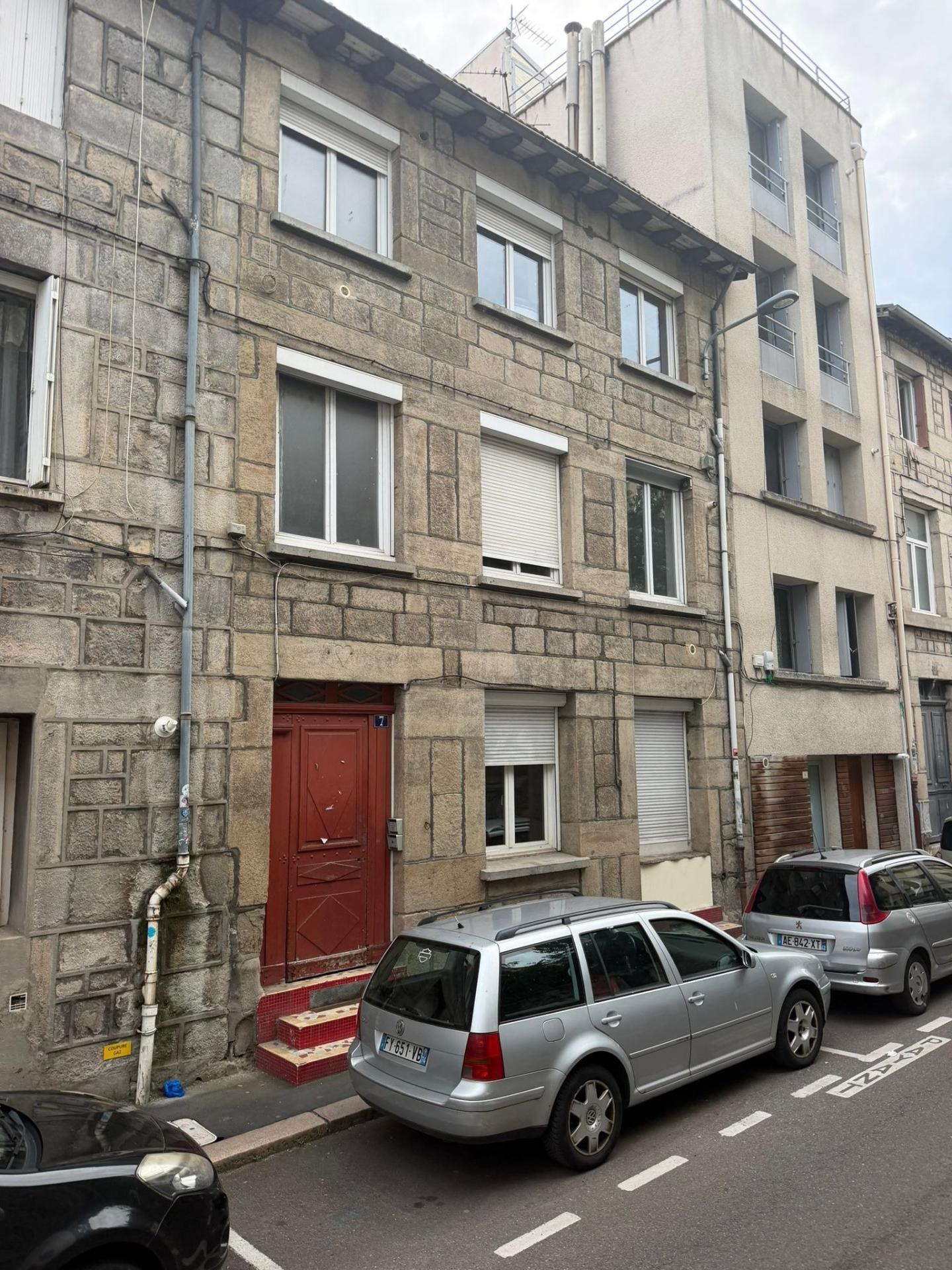 Immeuble 263 m² · à Saint-Etienne · 263 m² · 193 000 €