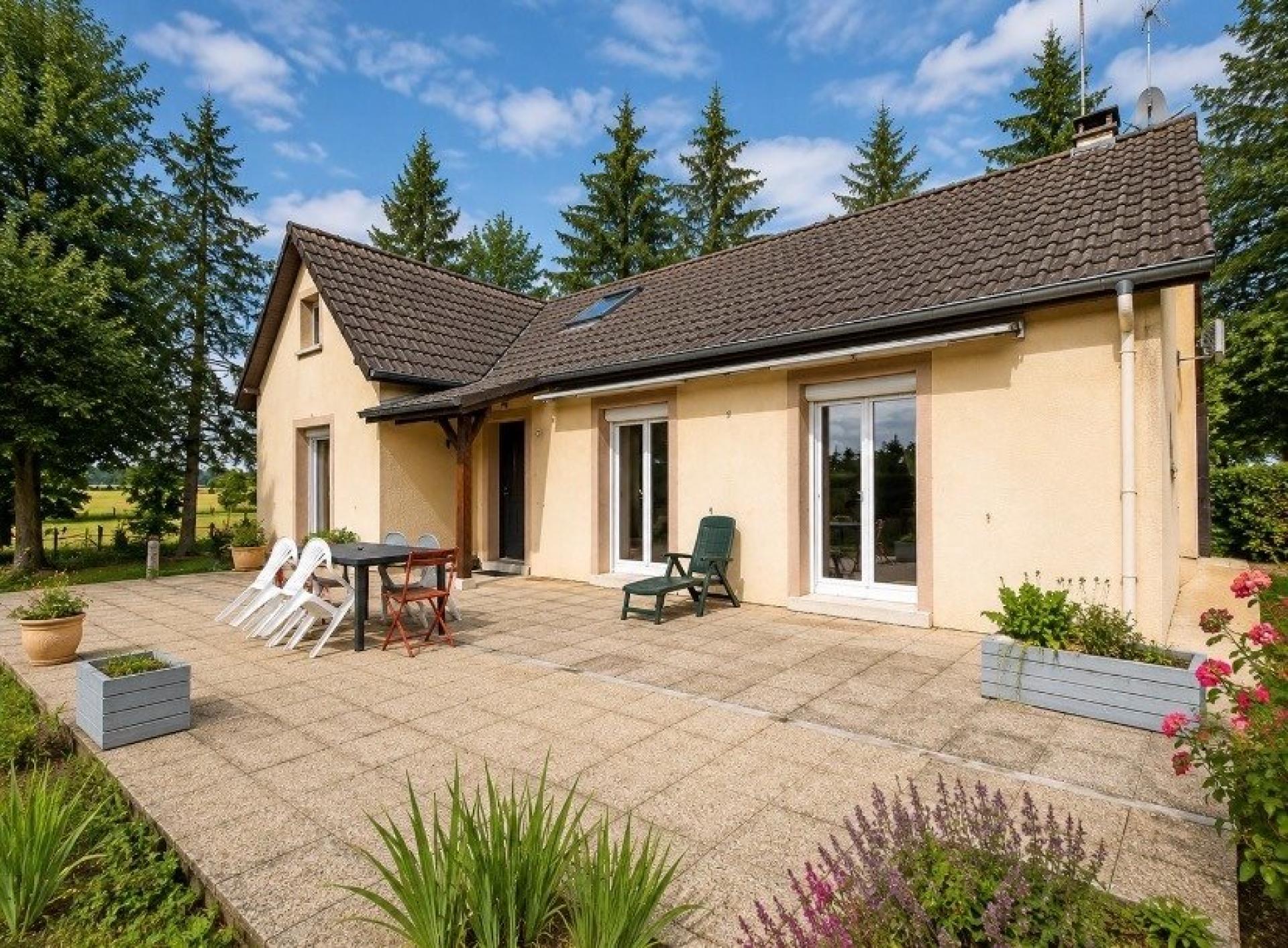 Maison 6 pièces 93 m² · à Lalacelle · 93 m² · 189 000 €