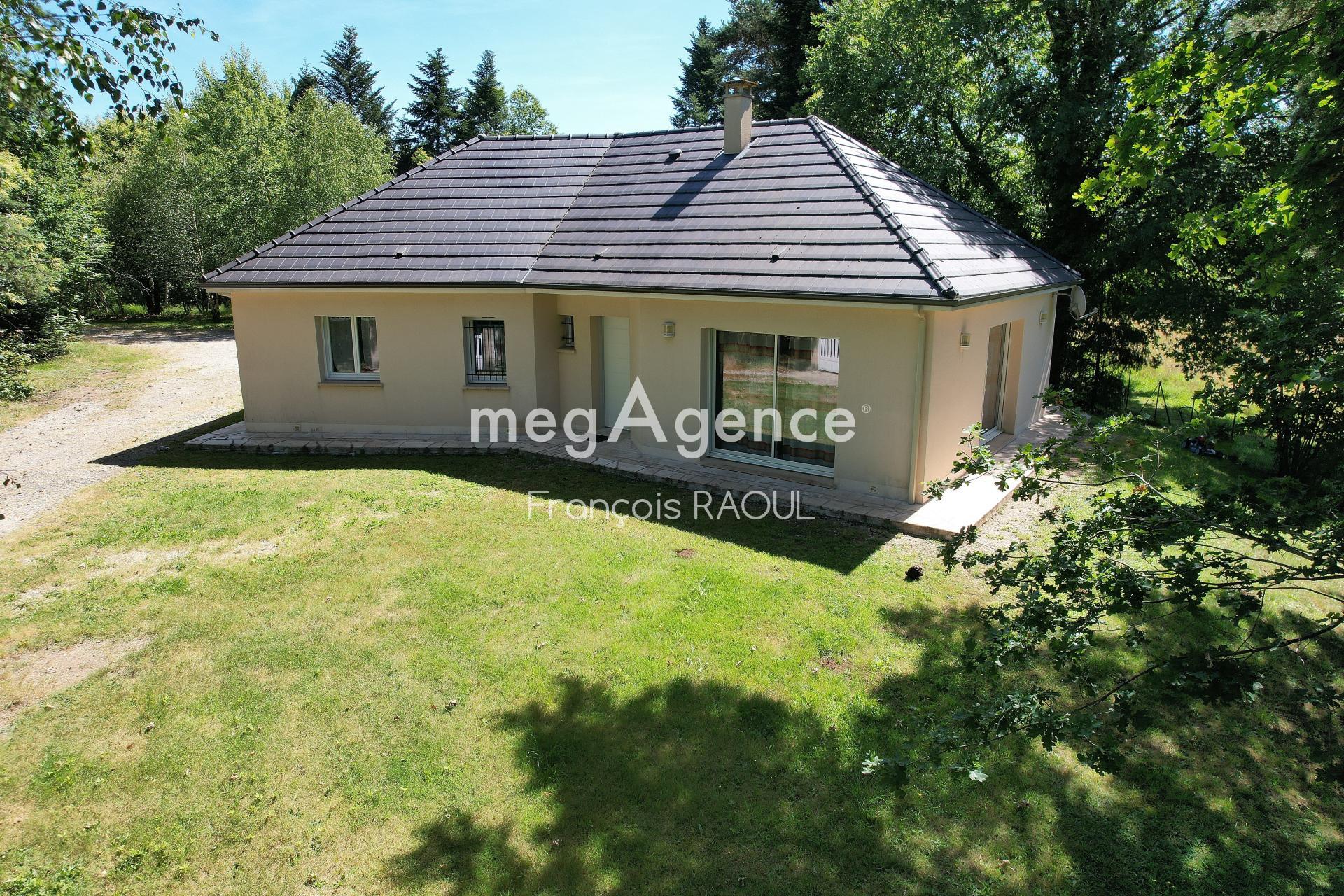 Maison 4 pièces 101 m² · à Palazinges · 101 m² · 255 000 €