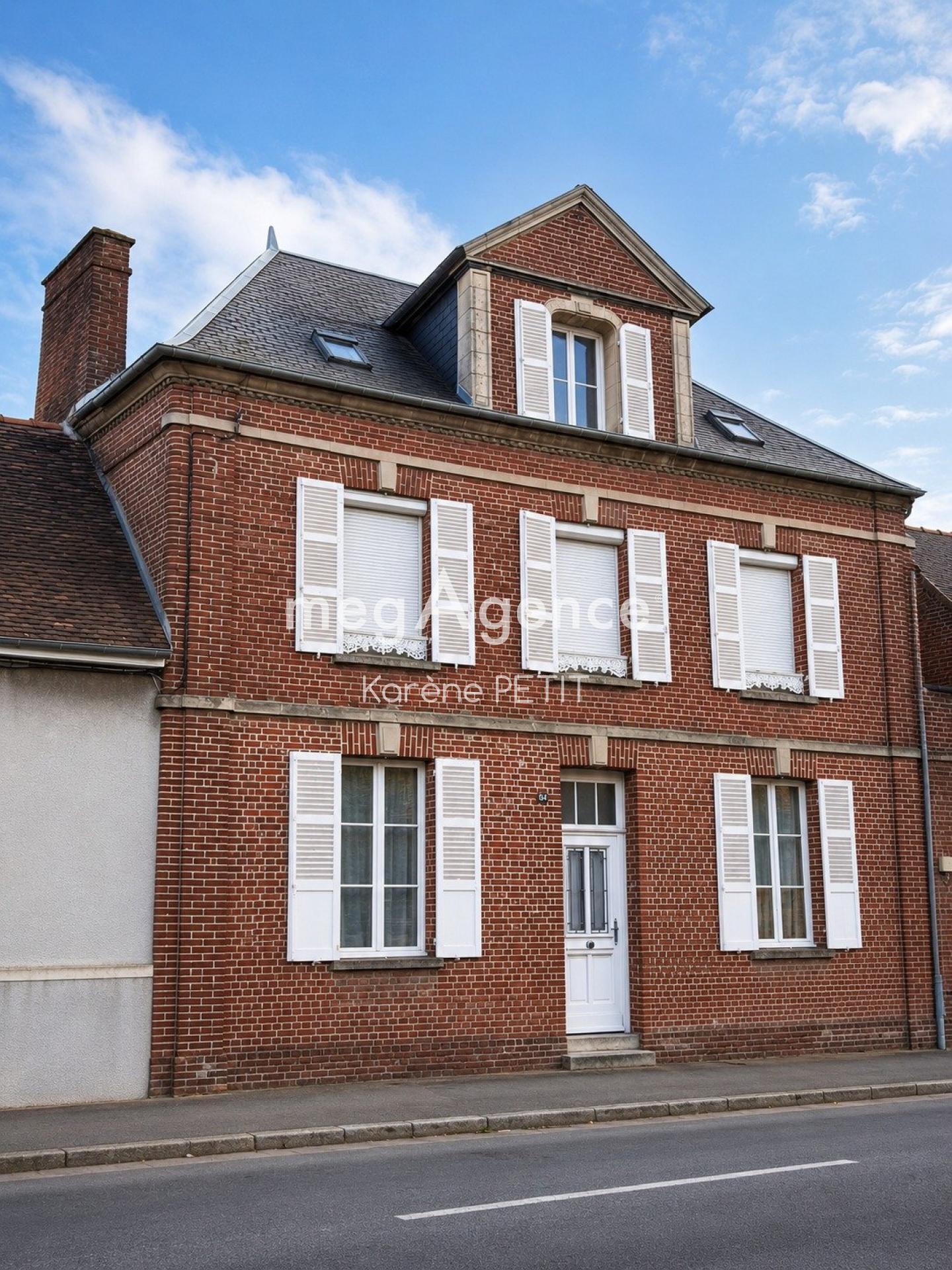 Maison 6 pièces 199 m² · à Beauvais · 199 m² · 415 000 €