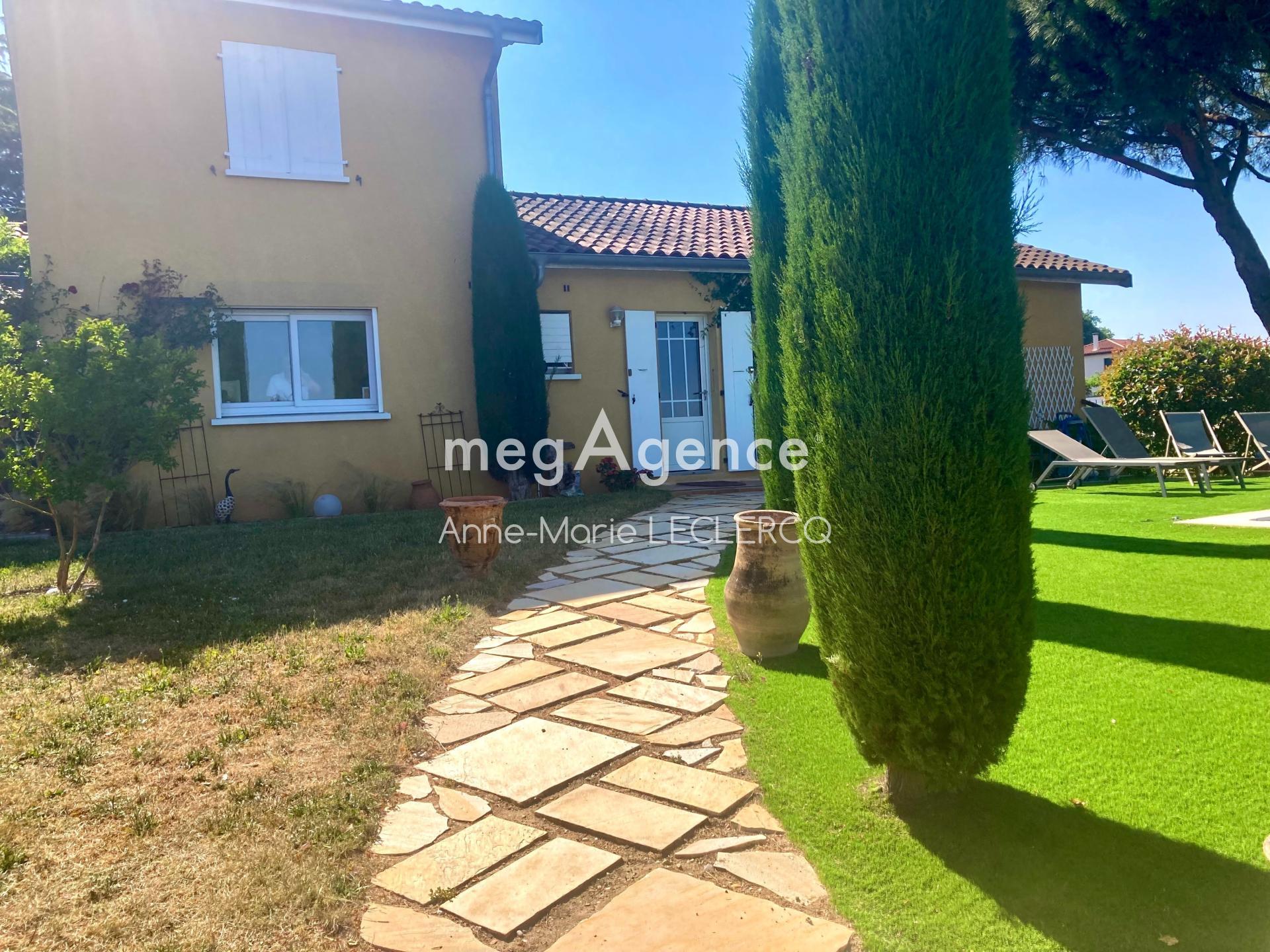 Maison 4 pièces 137 m² · à Sainte-Consorce · 137 m² · 585 000 €