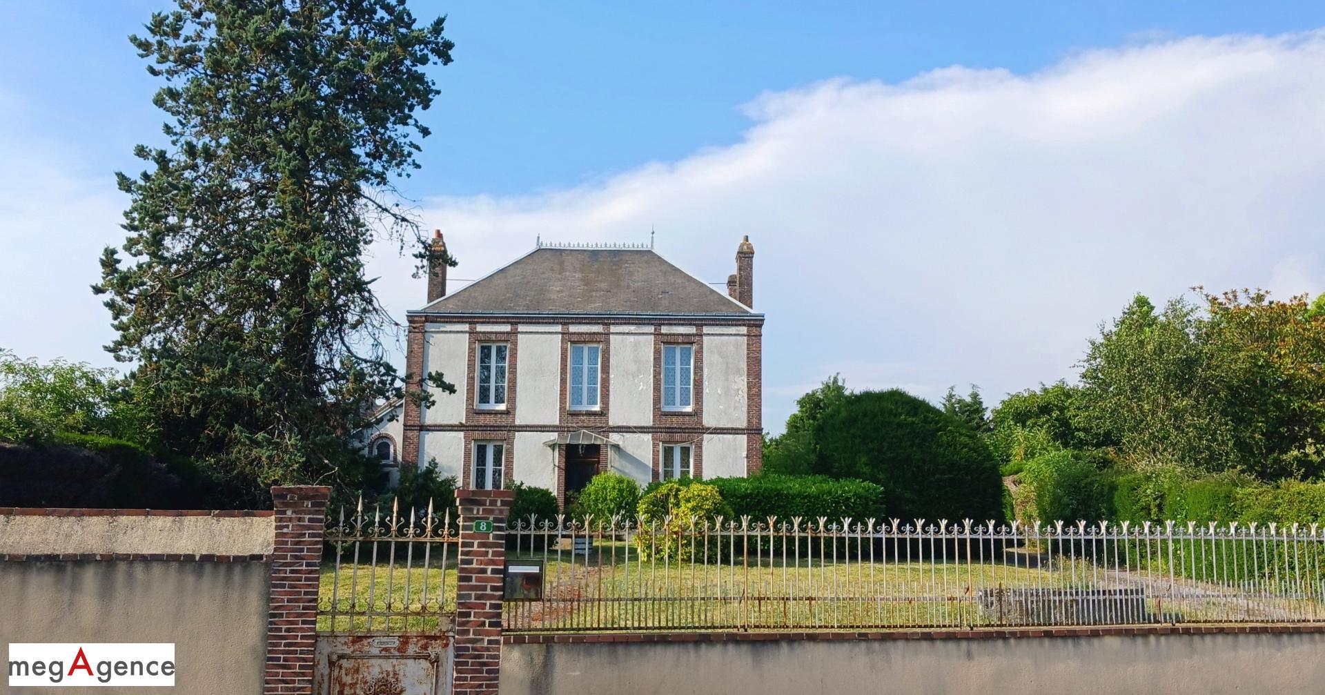 Maison 7 pièces 150 m² · à Neuilly-sur-Eure · 150 m² · 159 000 €