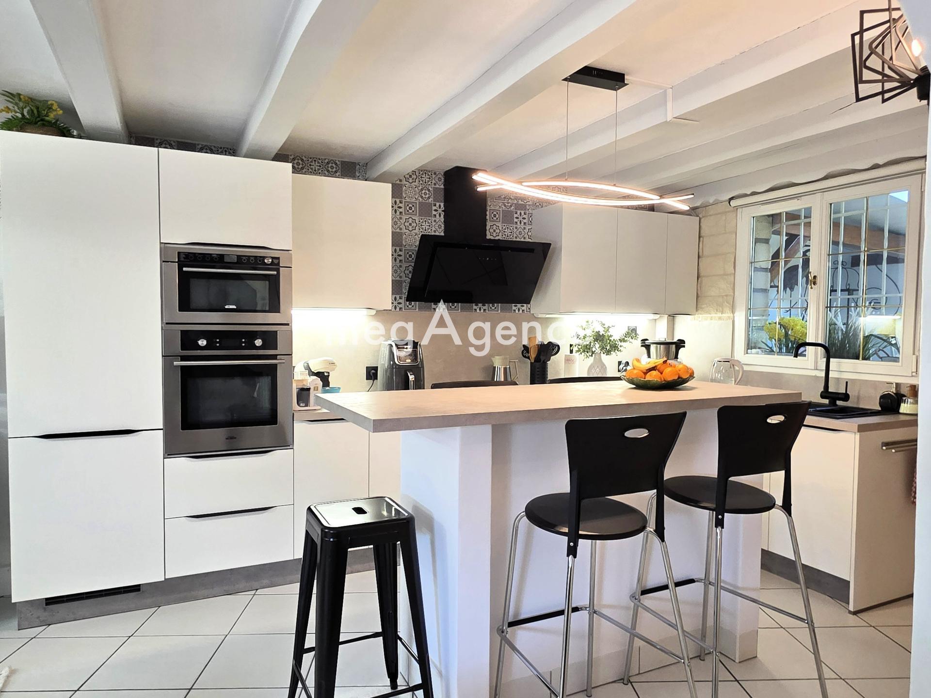 Maison 6 pièces 120 m² · à Montfermeil · 120 m² · 359 000 €