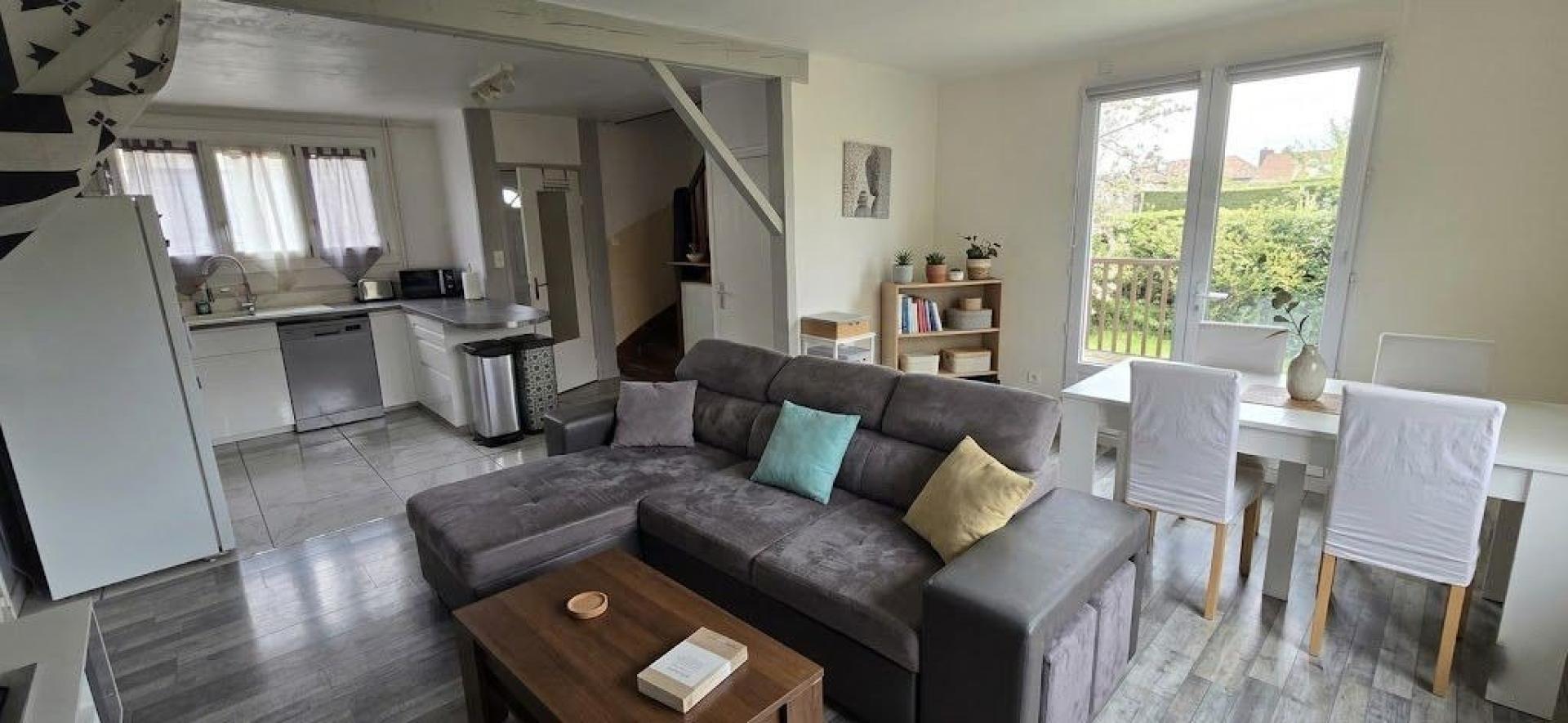 Maison 5 pièces 88 m² · à Chateauneuf-d'Ille-Et-Vilaine · 88 m² · 220 000 €