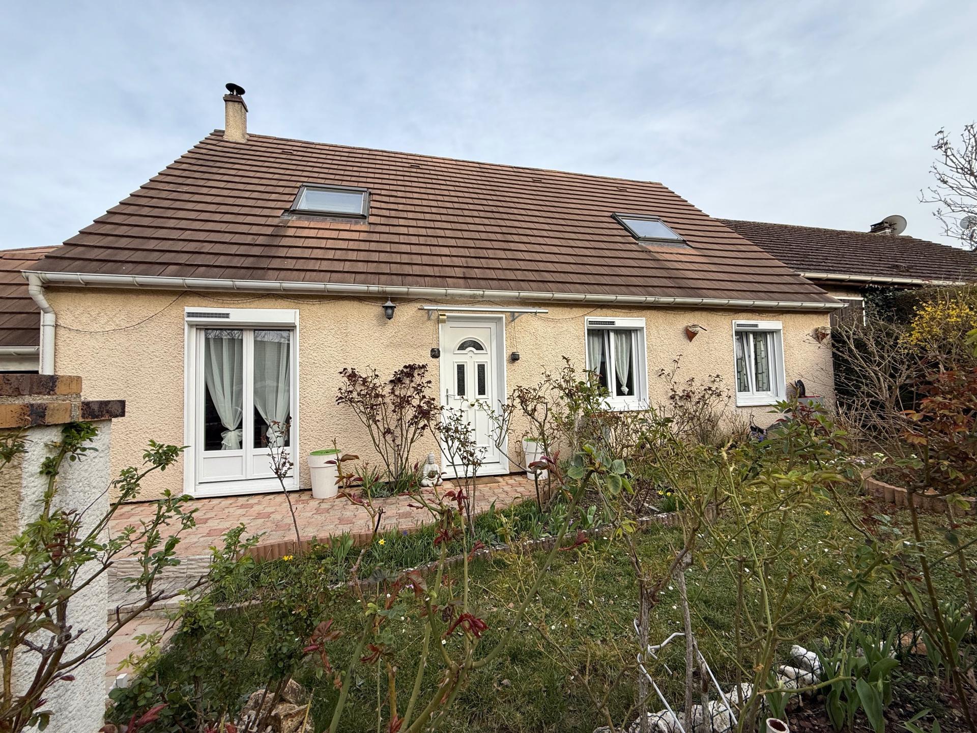 Maison 8 pièces 134 m² · à Villiers-Saint-Frederic · 134 m² · 460 000 €