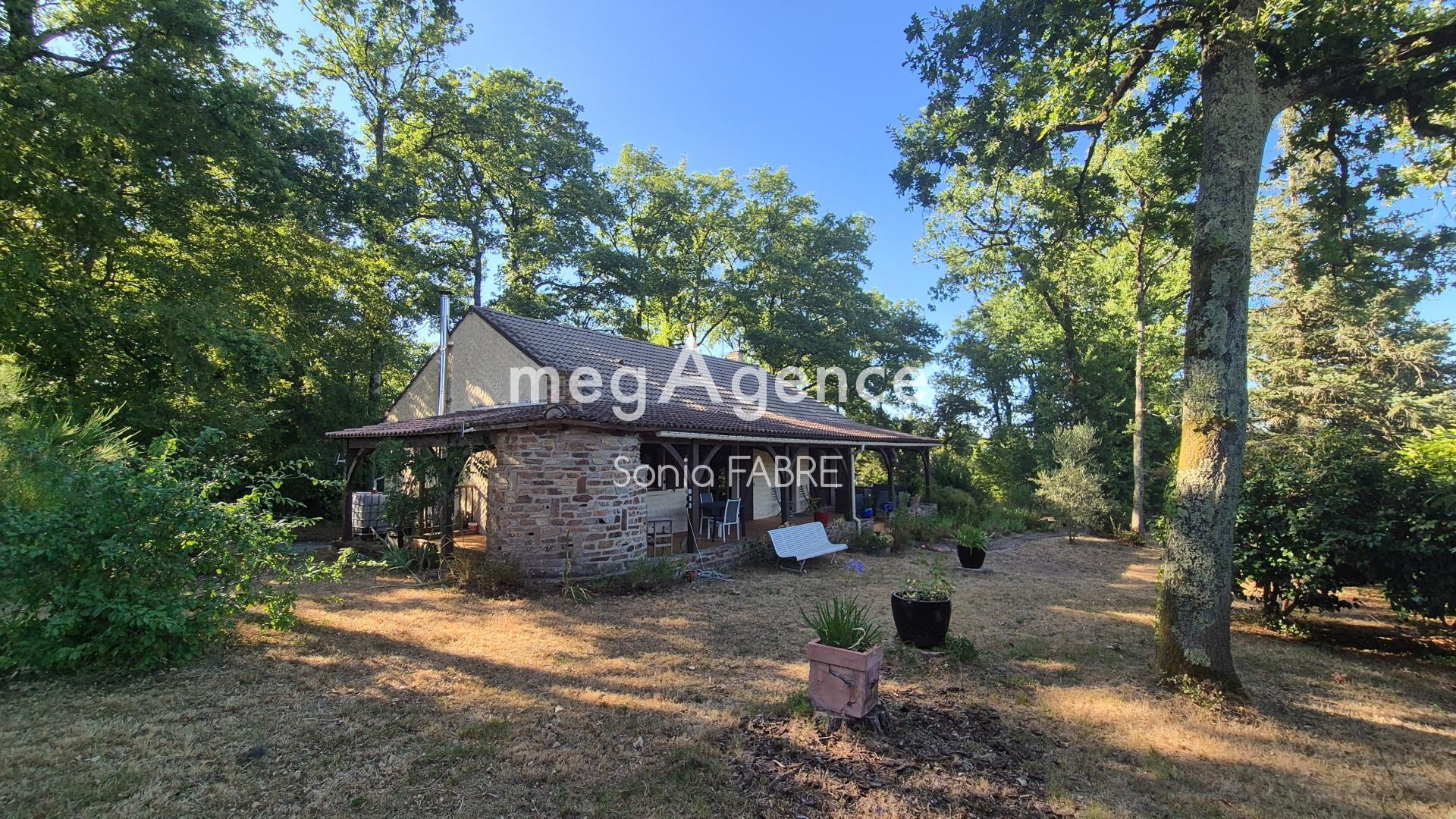 Maison sur terrain arboré à CHÂTEAU-THEBAUD