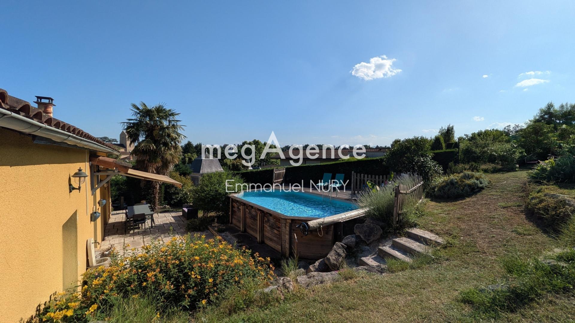 Maison 4 pièces 111 m² · à Charbonnières-les-Bains · 111 m² · 450 000 €
