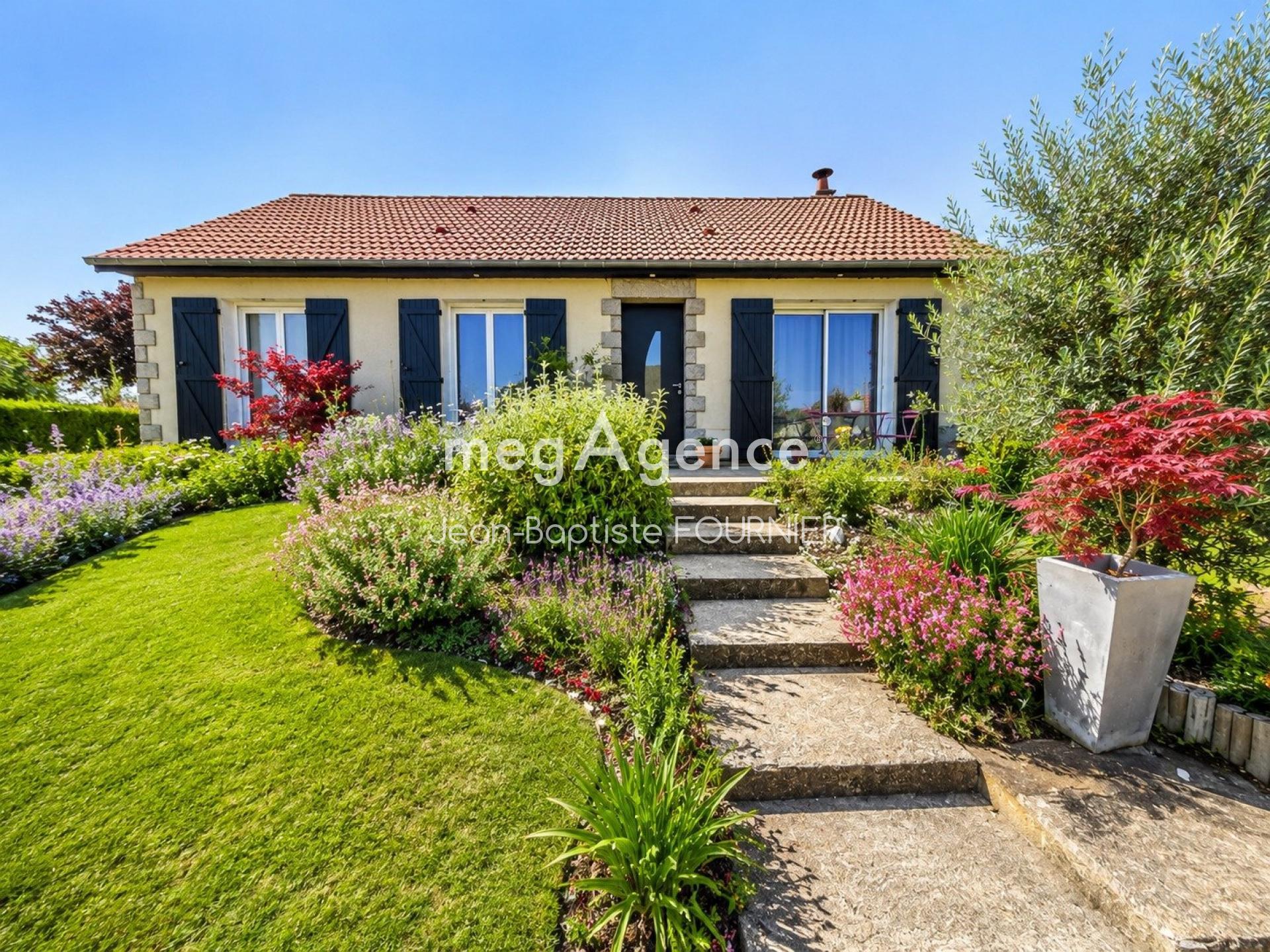 Maison 5 pièces 123 m² · à Saint-Germain-du-Corbeis · 123 m² · 230 000 €