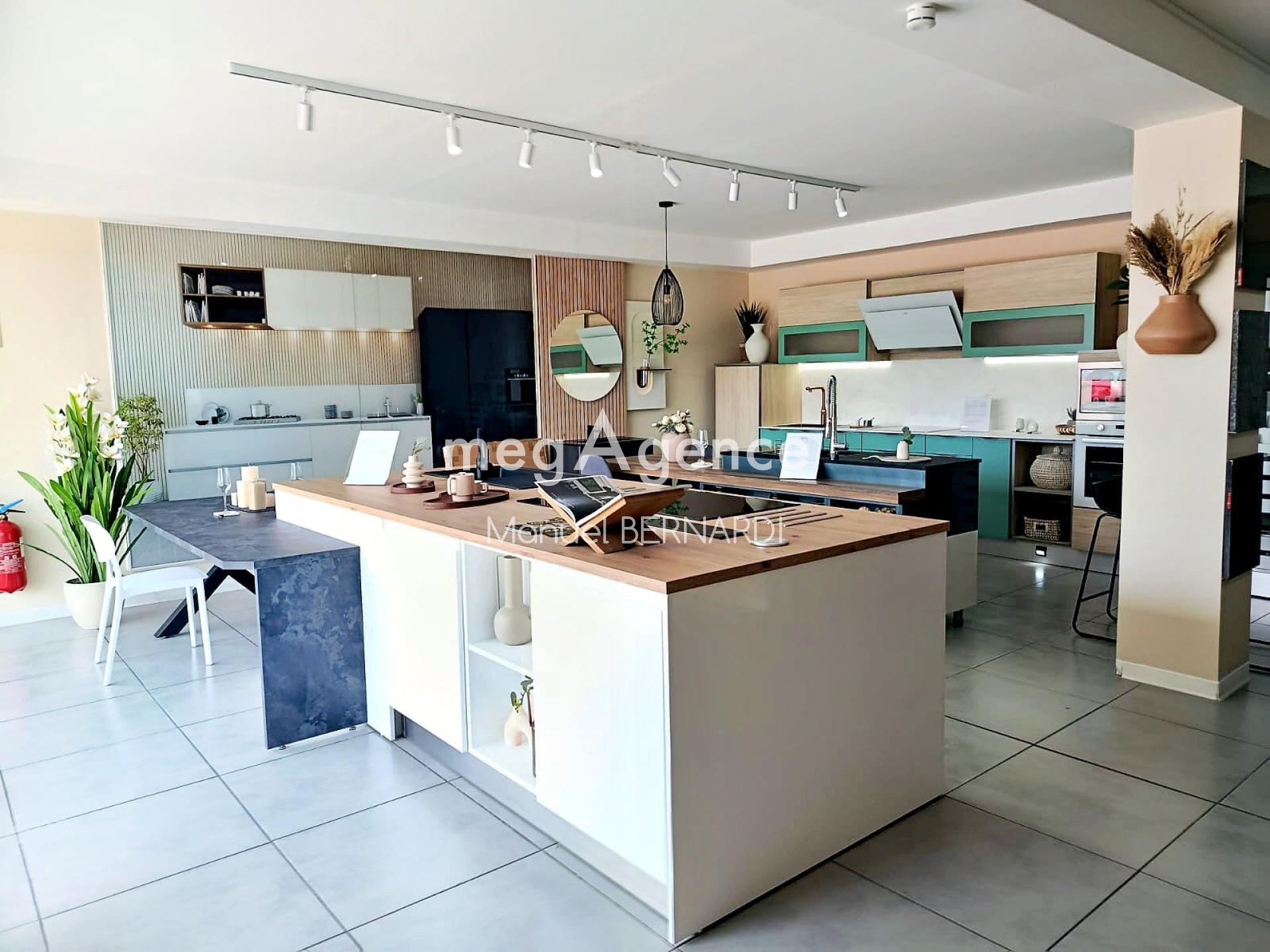 Fonds De Commerce à BAIE-MAHAULT, 97122 - 75m² · 75 m² · 129 500 €