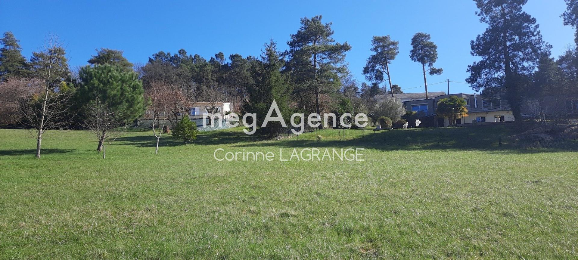 Terrain 2693 m² · à Trelissac · 2 693 m² · 71 000 €