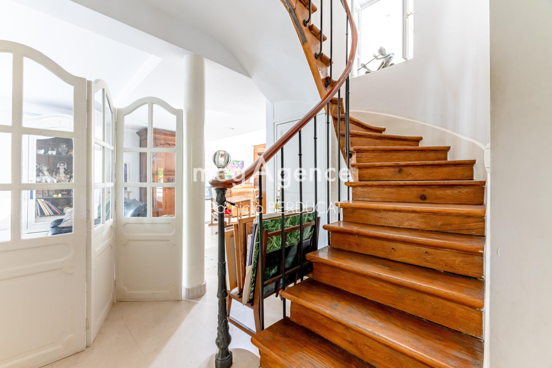 Maison 12 pièces 276 m² · à Le Perreux-sur-Marne · 276 m² · 1 650 000 €