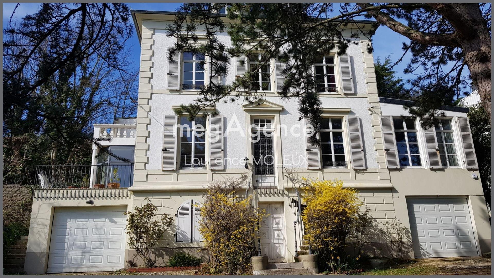 Maison 10 pièces 250 m² · à Boulogne-sur-Mer · 250 m² · 553 000 €