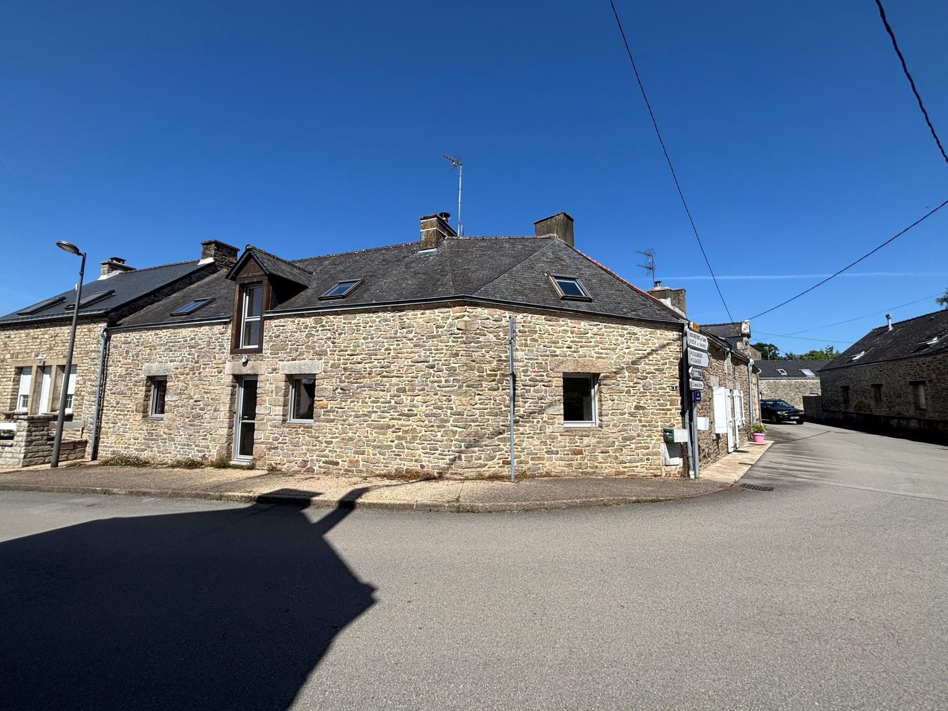 Maison 5 pièces 102 m² · à Molac · 102 m² · 175 000 €