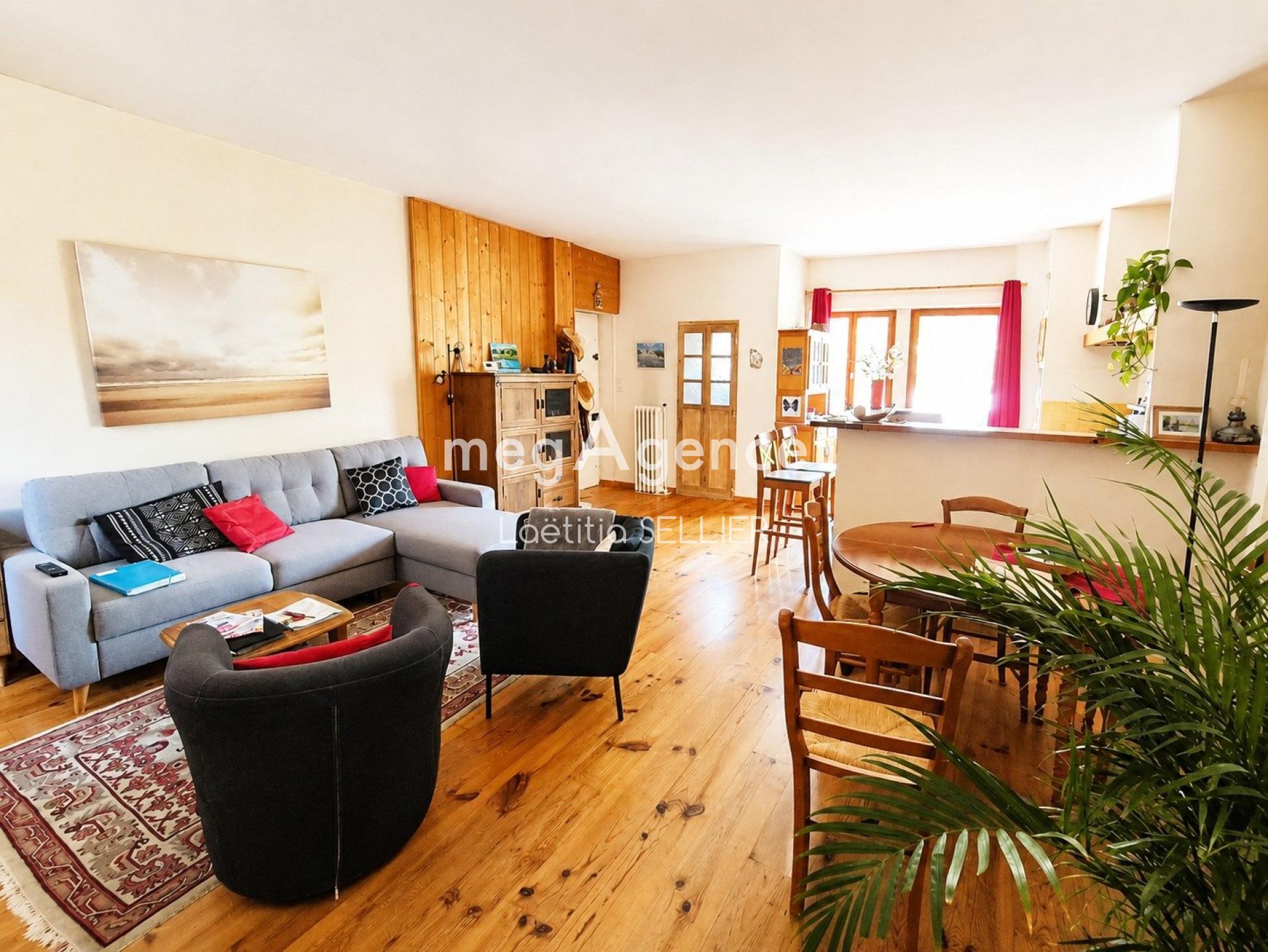 Maison 4 pièces 105 m² · à Montlucon · 105 m² · 105 000 €