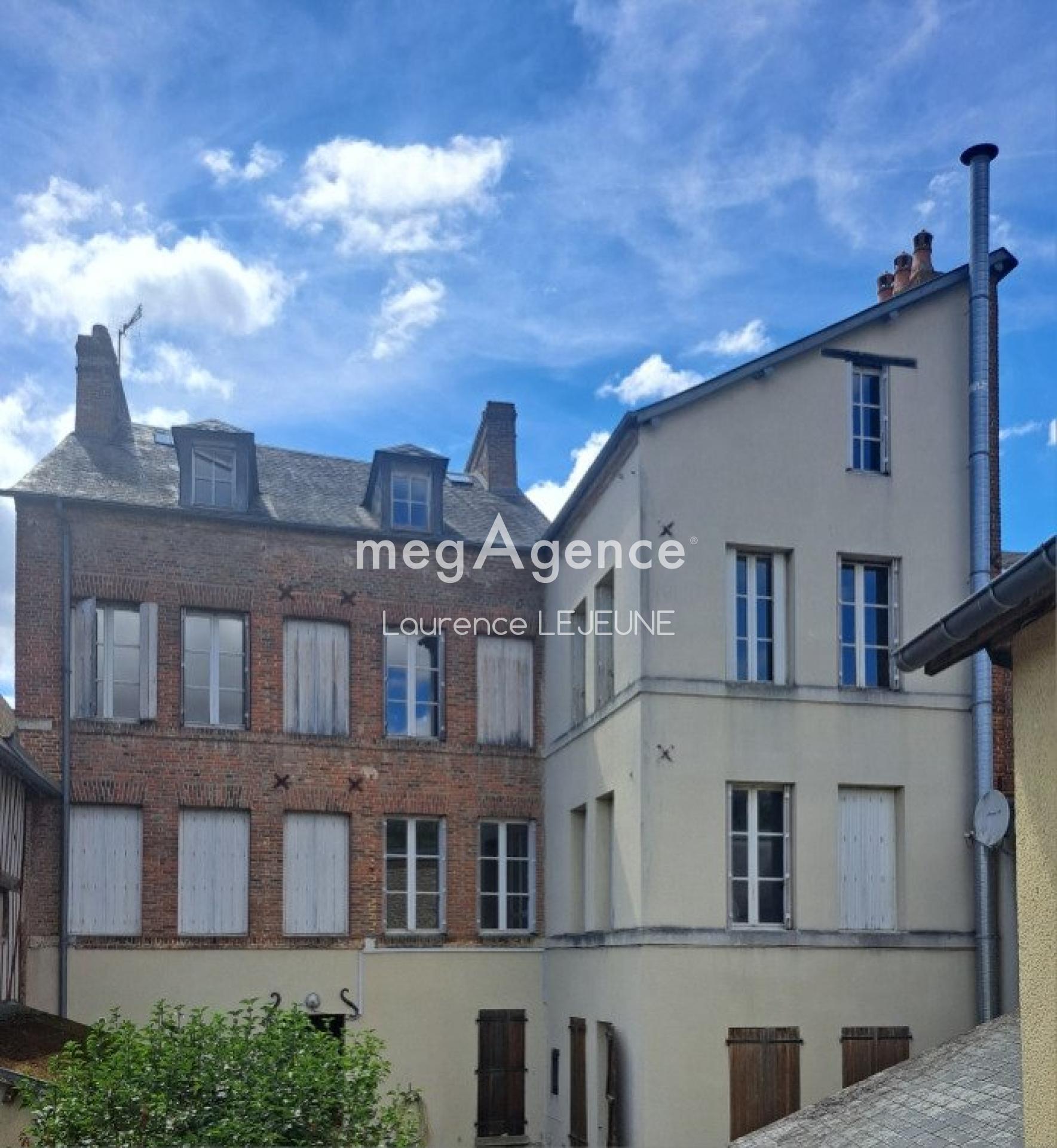 Immeuble 1 pièce 372 m² · à Orbec · 372 m² · 244 000 €