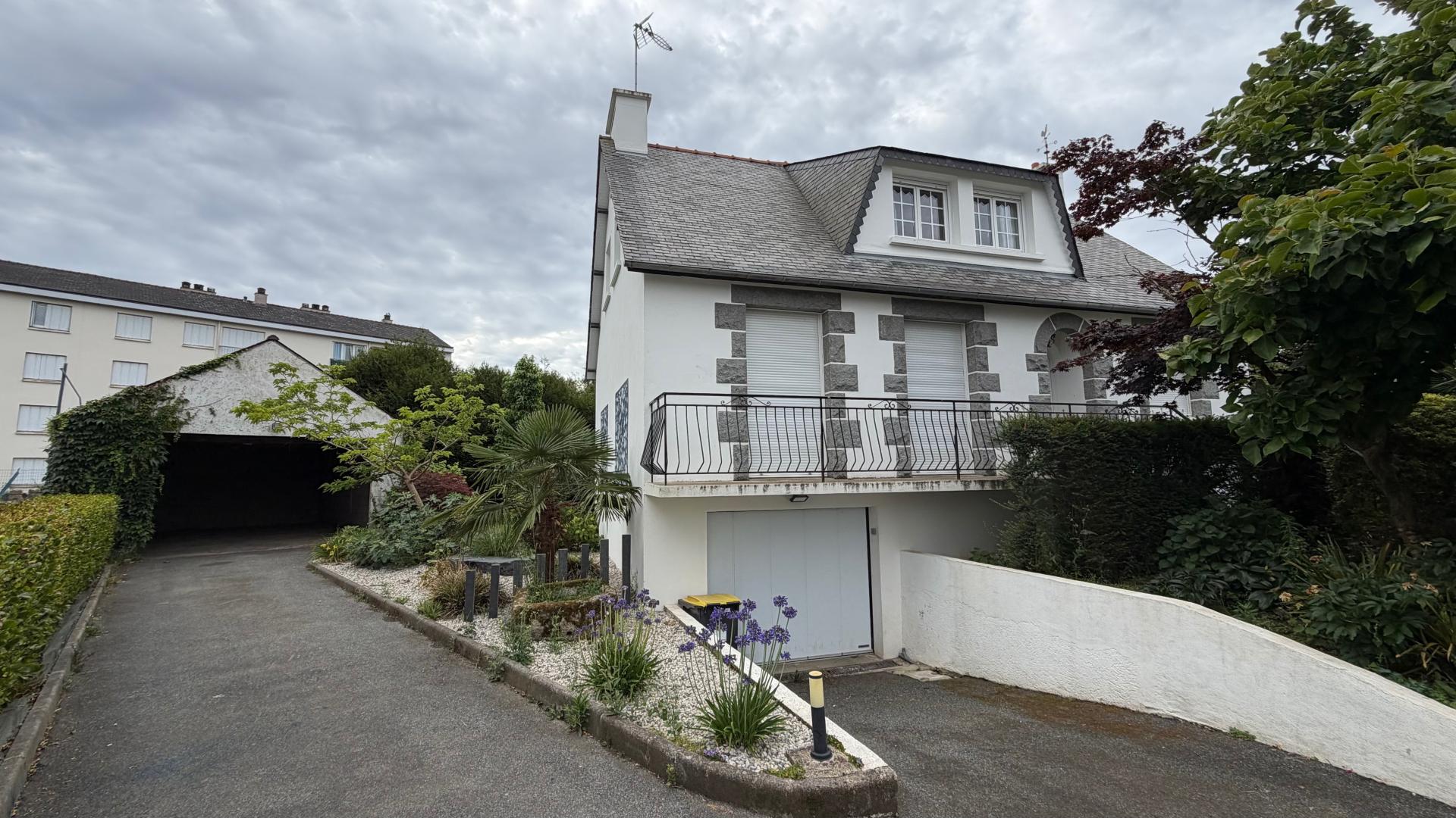 Maison 5 pièces 190 m² · à Loudeac · 190 m² · 148 500 €