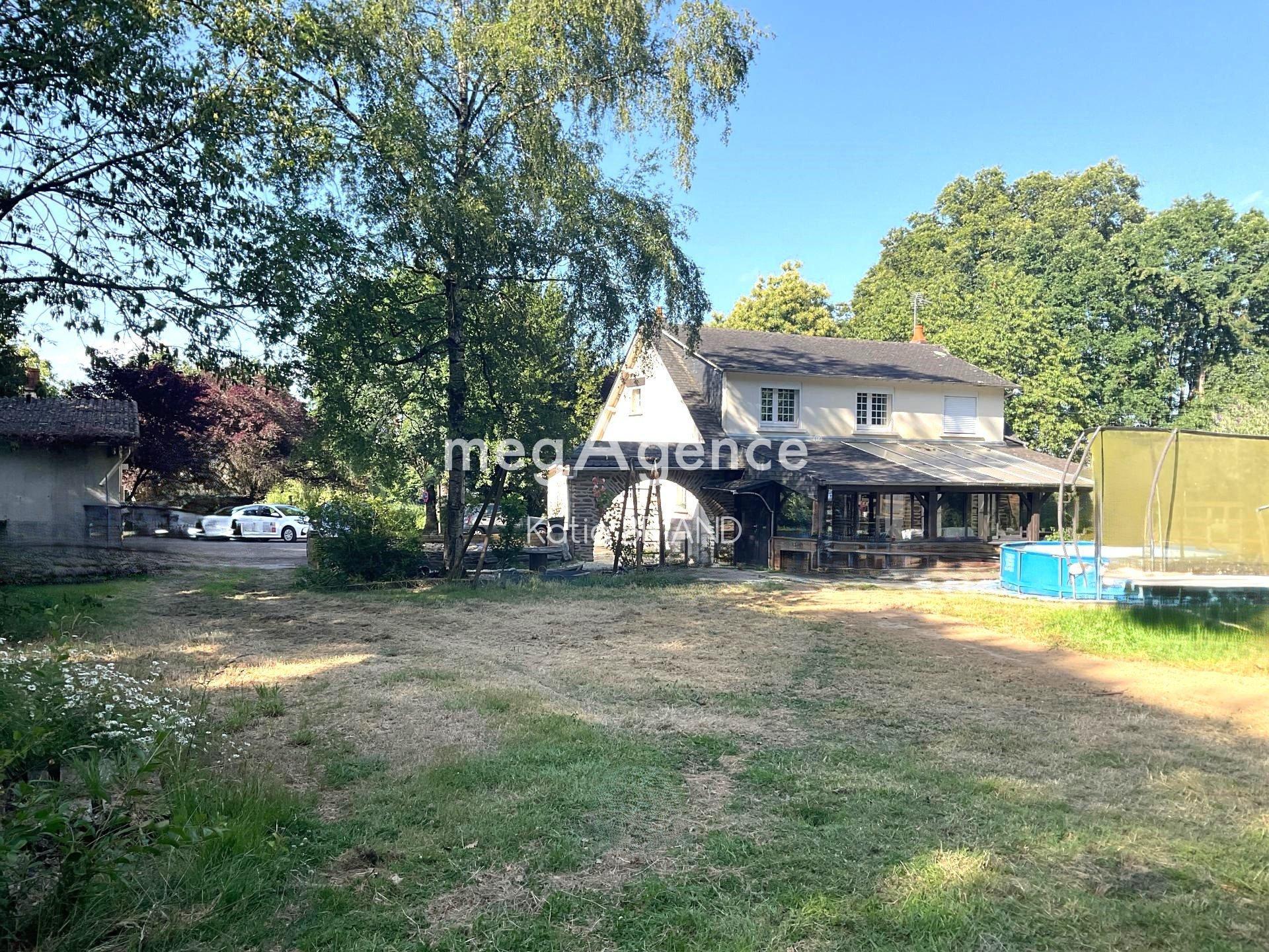Maison 6 pièces 138 m² · à Loiron-Ruille · 138 m² · 250 000 €
